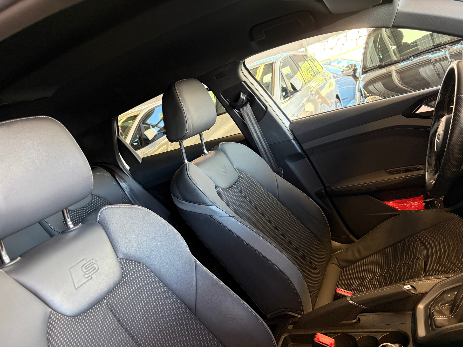 AUDI A1 Sportback 30 TFSI S Line S-tronic | CH Fahrzeug | LED | Kamera | Adaptiver Tempomat | 17" |-image-30