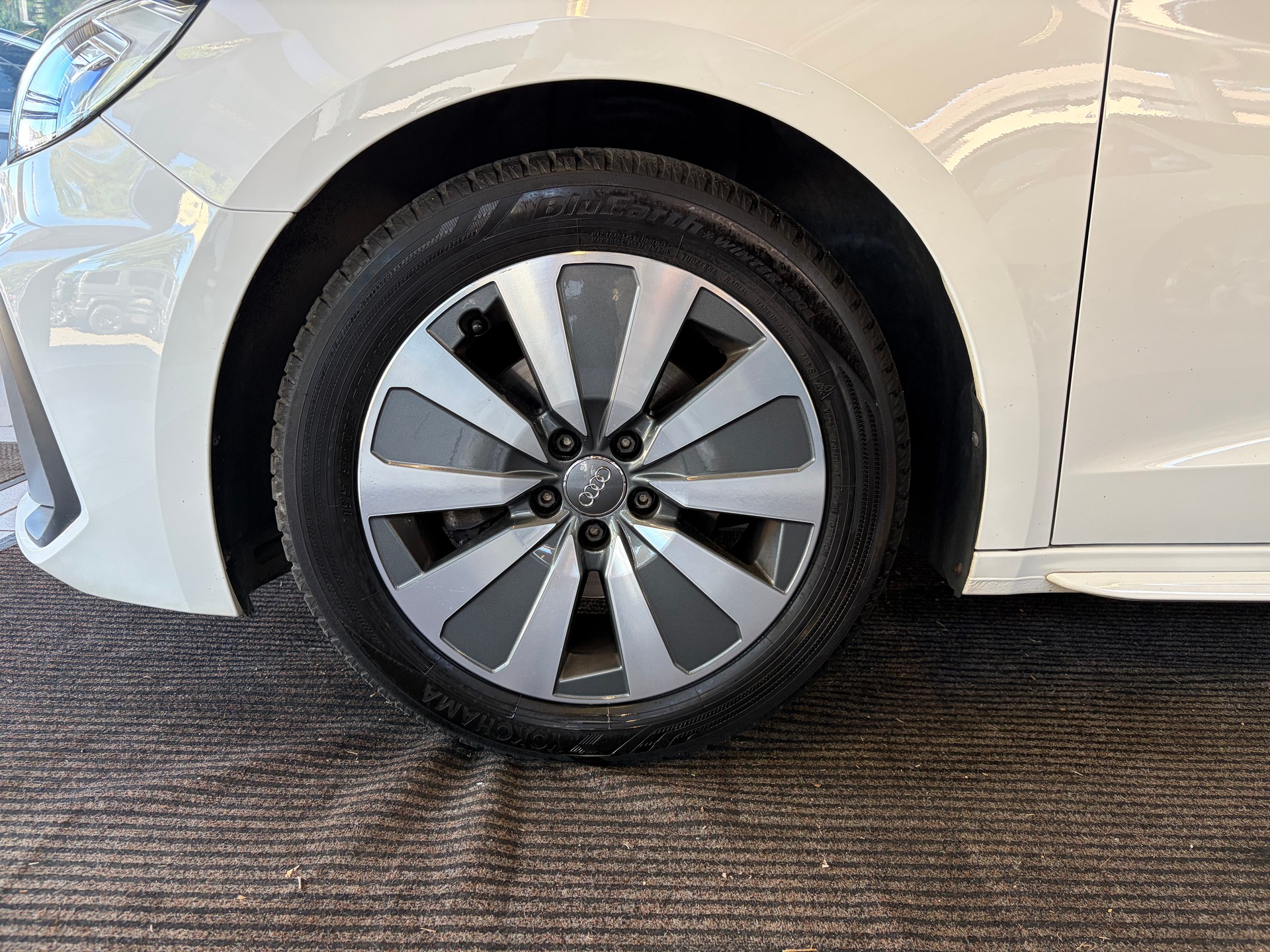 AUDI A1 Sportback 30 TFSI S Line S-tronic | CH Fahrzeug | LED | Kamera | Adaptiver Tempomat | 17" |-image-9