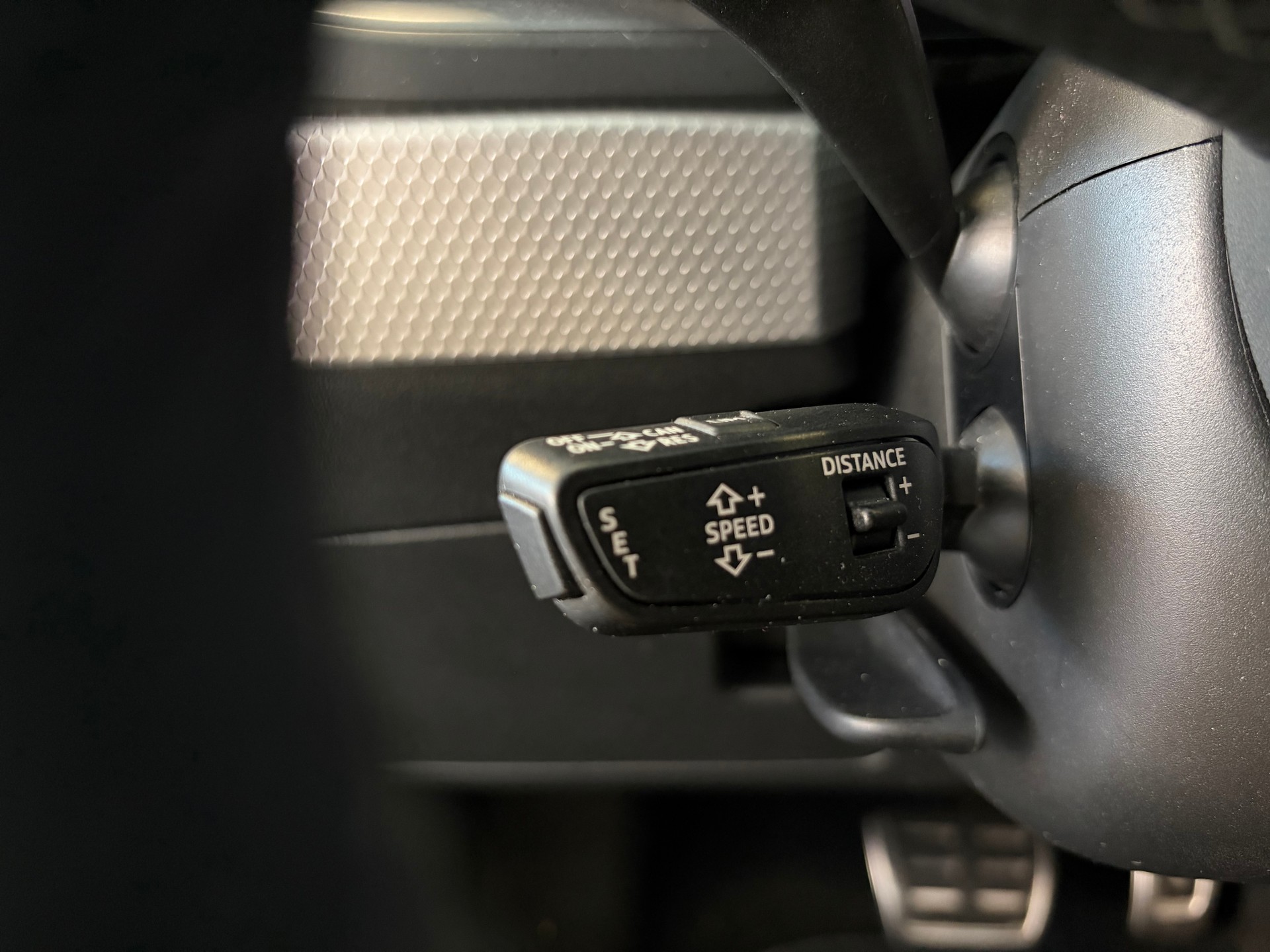 AUDI A1 Sportback 30 TFSI S Line S-tronic | CH Fahrzeug | LED | Kamera | Adaptiver Tempomat | 17" |-image-20