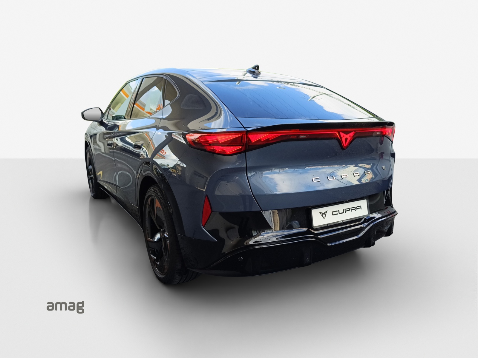 CUPRA Tavascan Type 9 77 kWh Adrenaline-image-2