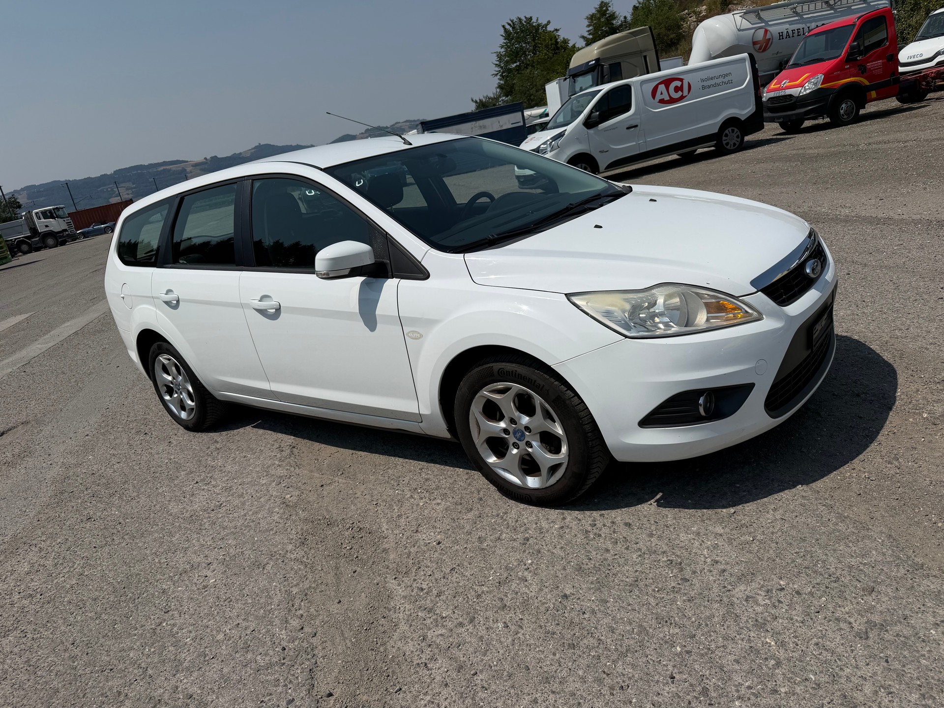 FORD Focus 1.6i VCT Carving-image-2