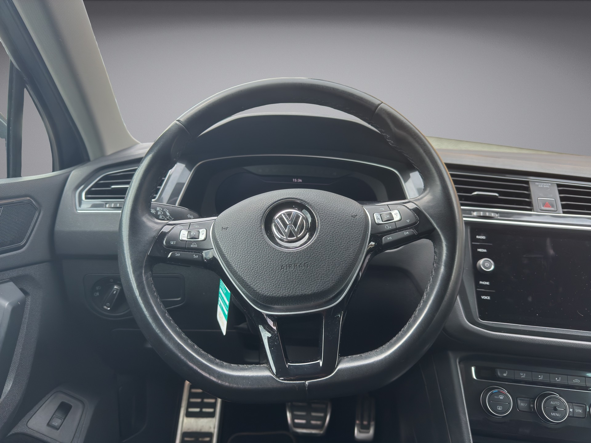 VW Tiguan 1.4 TSI BlueMT Sound DSG-image-9