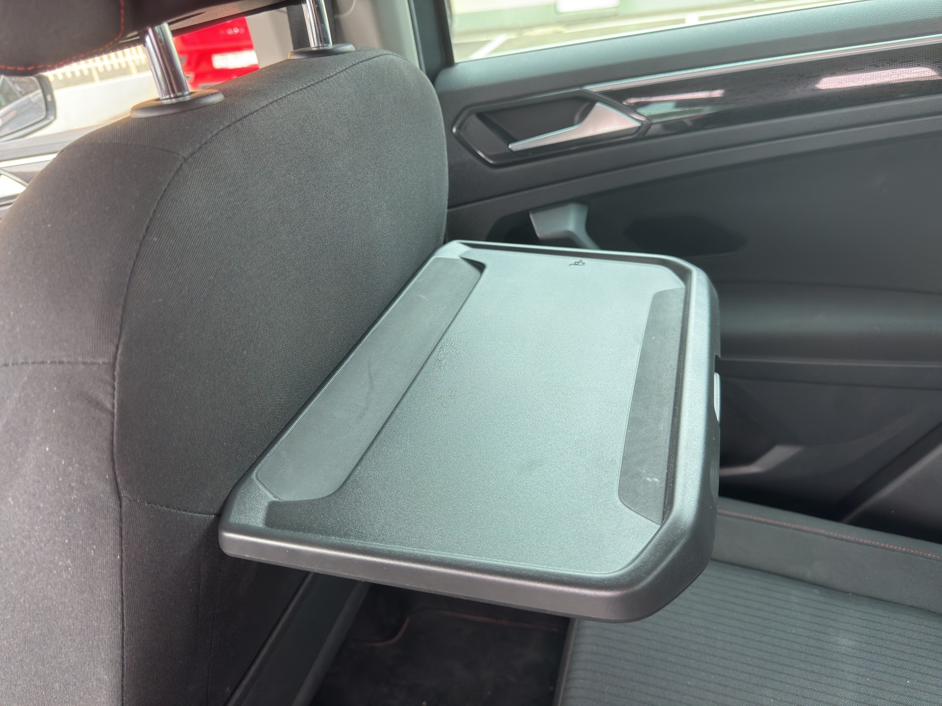 VW Tiguan 1.4 TSI BlueMT Sound DSG-image-12