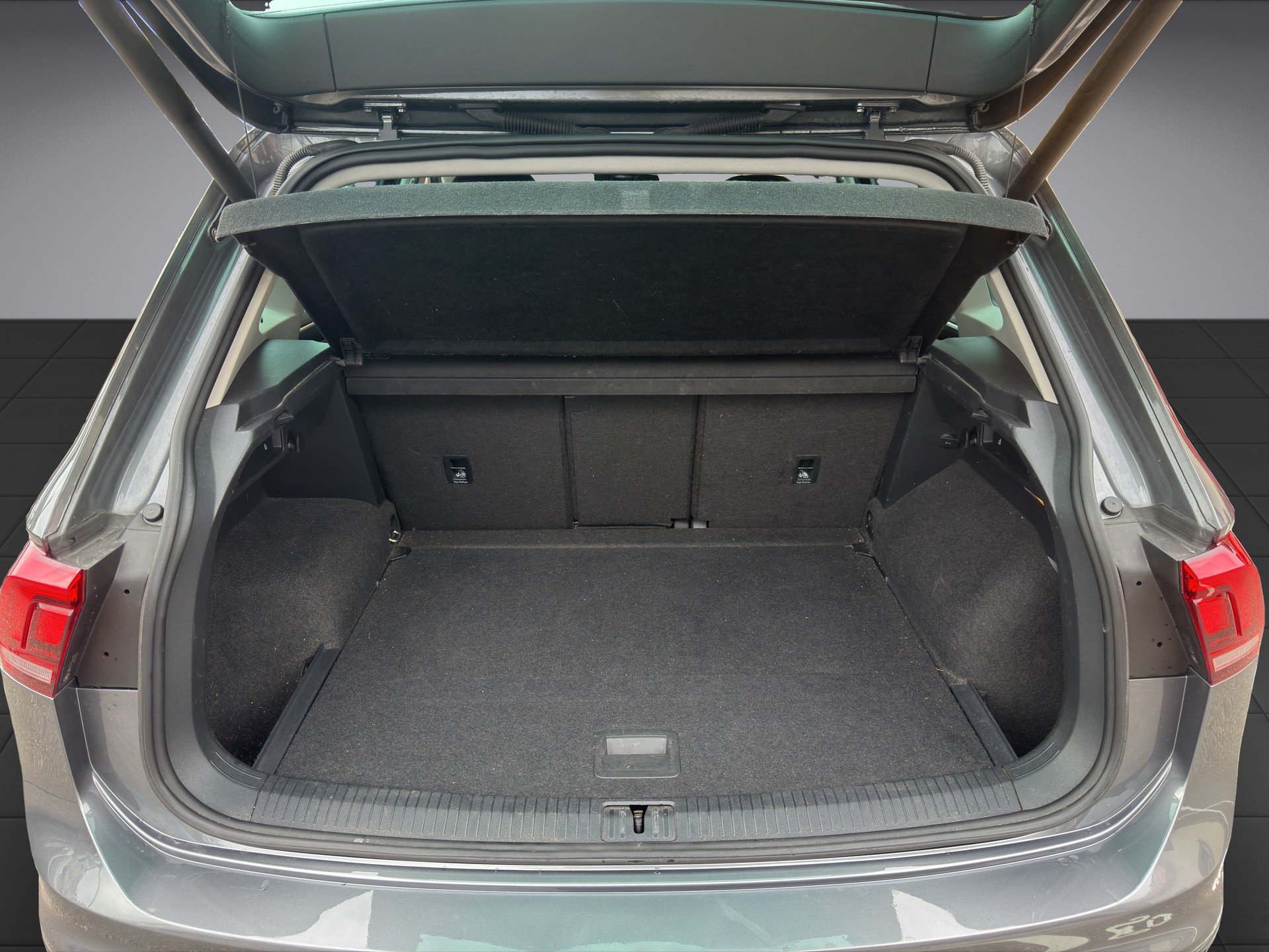 VW Tiguan 1.4 TSI BlueMT Sound DSG-image-5