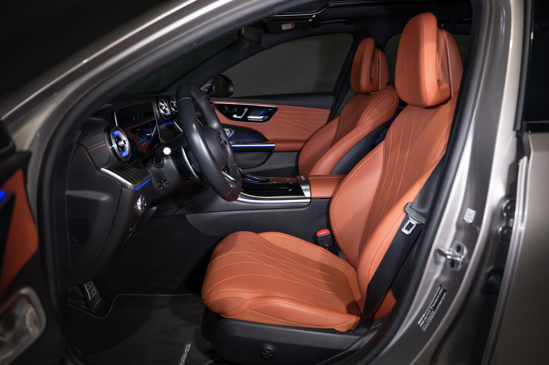 MERCEDES-BENZ C 43 AMG 4matic Kombi-image-13