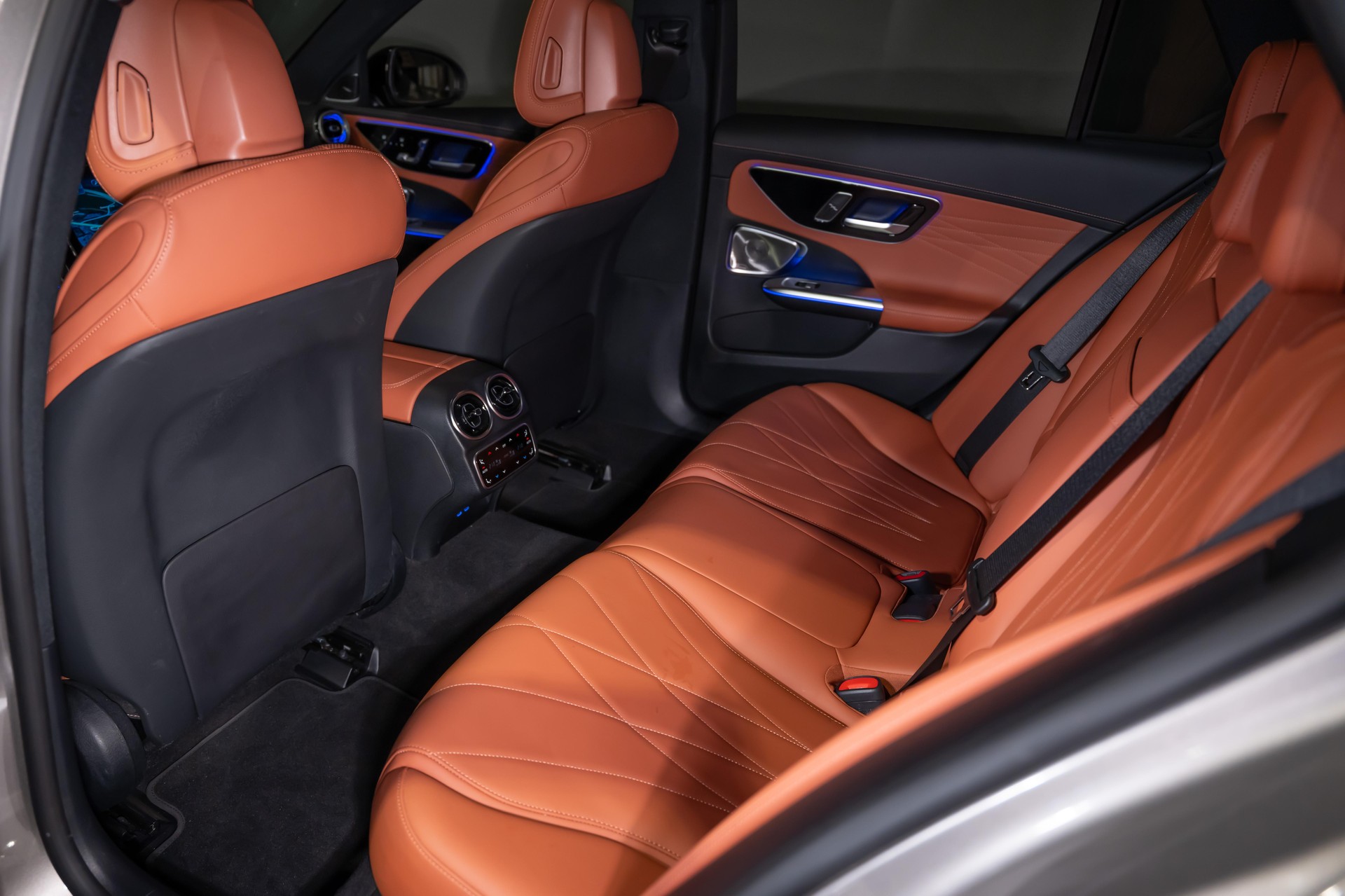 MERCEDES-BENZ C 43 AMG 4matic Kombi-image-16