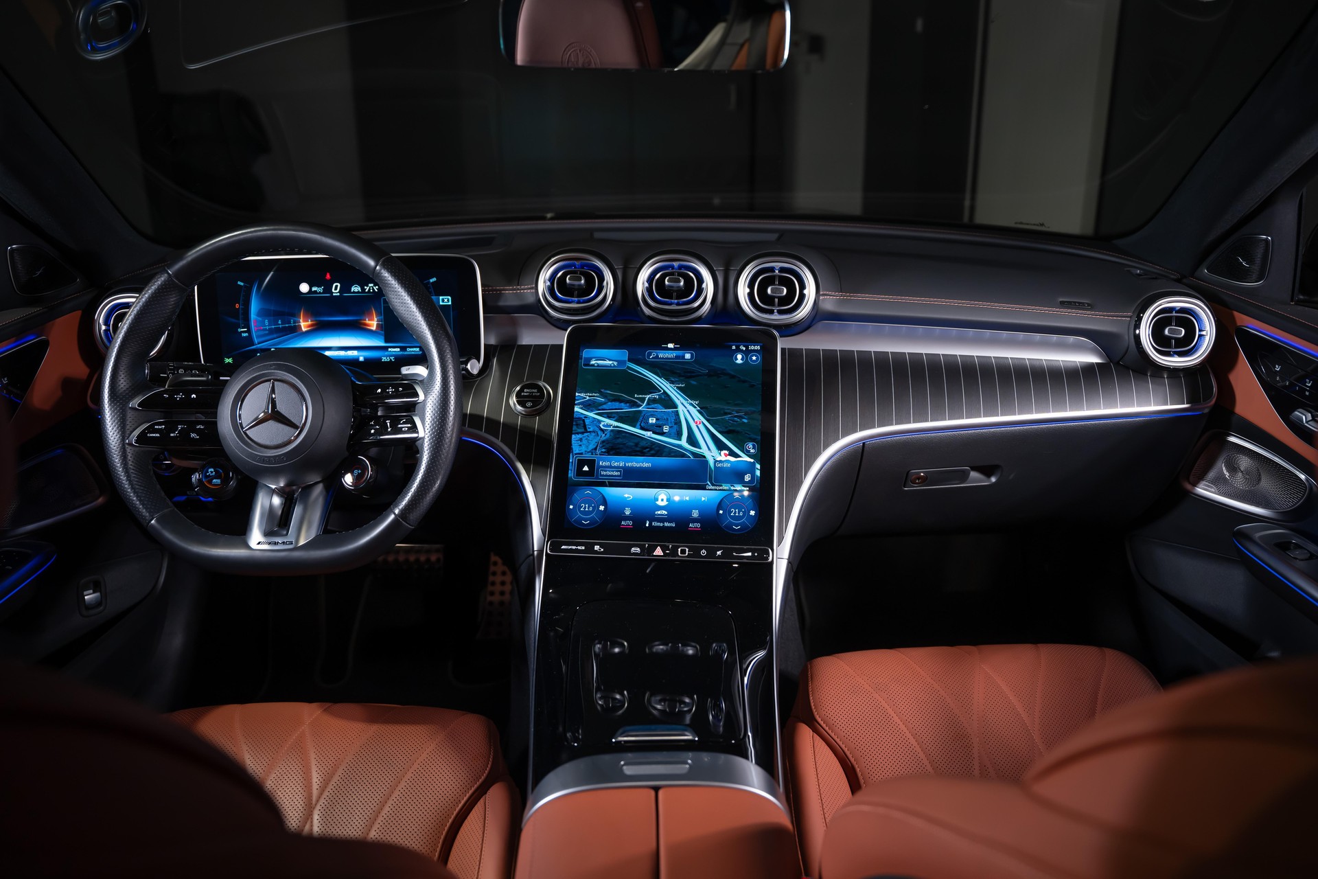 MERCEDES-BENZ C 43 AMG 4matic Kombi-image-21