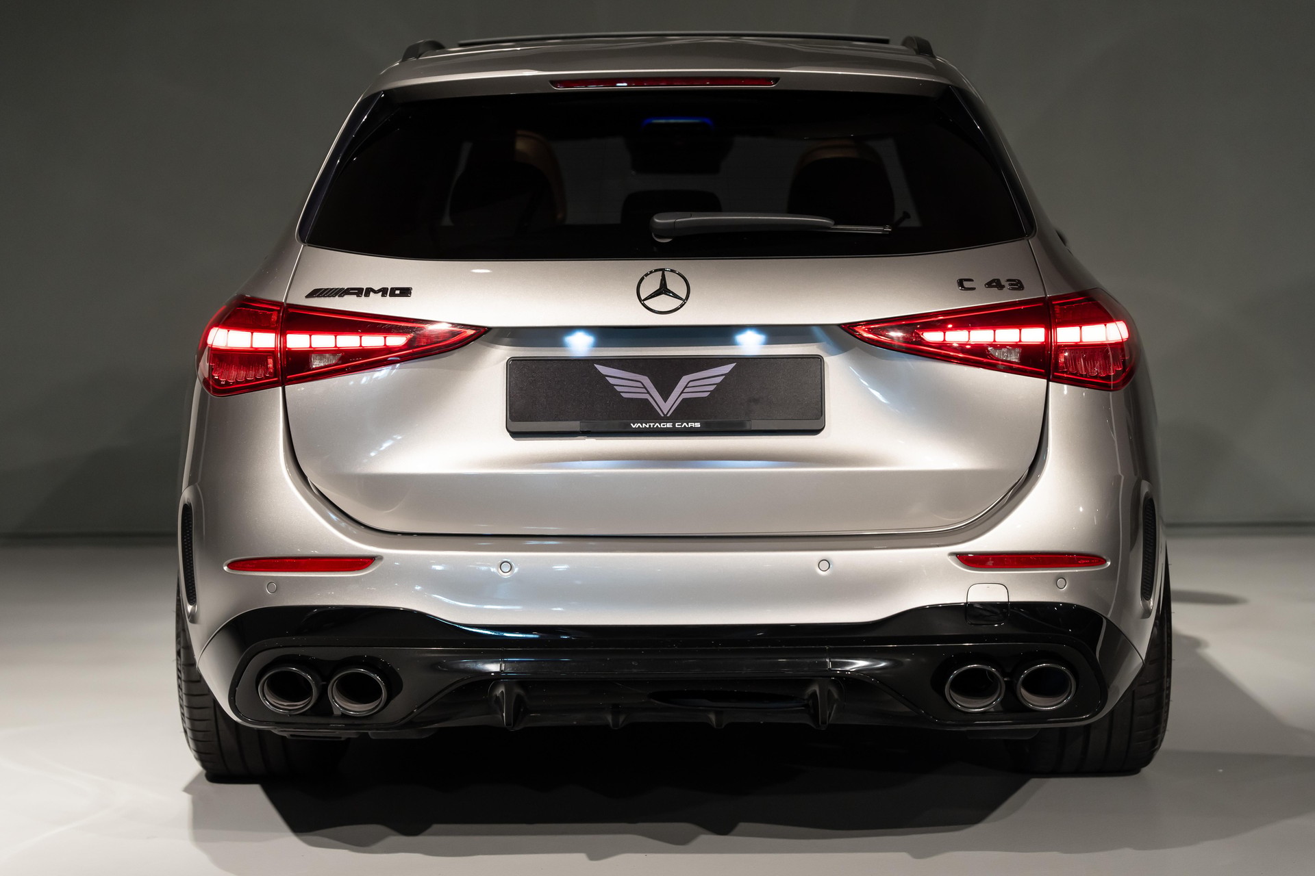 MERCEDES-BENZ C 43 AMG 4matic Kombi-image-8