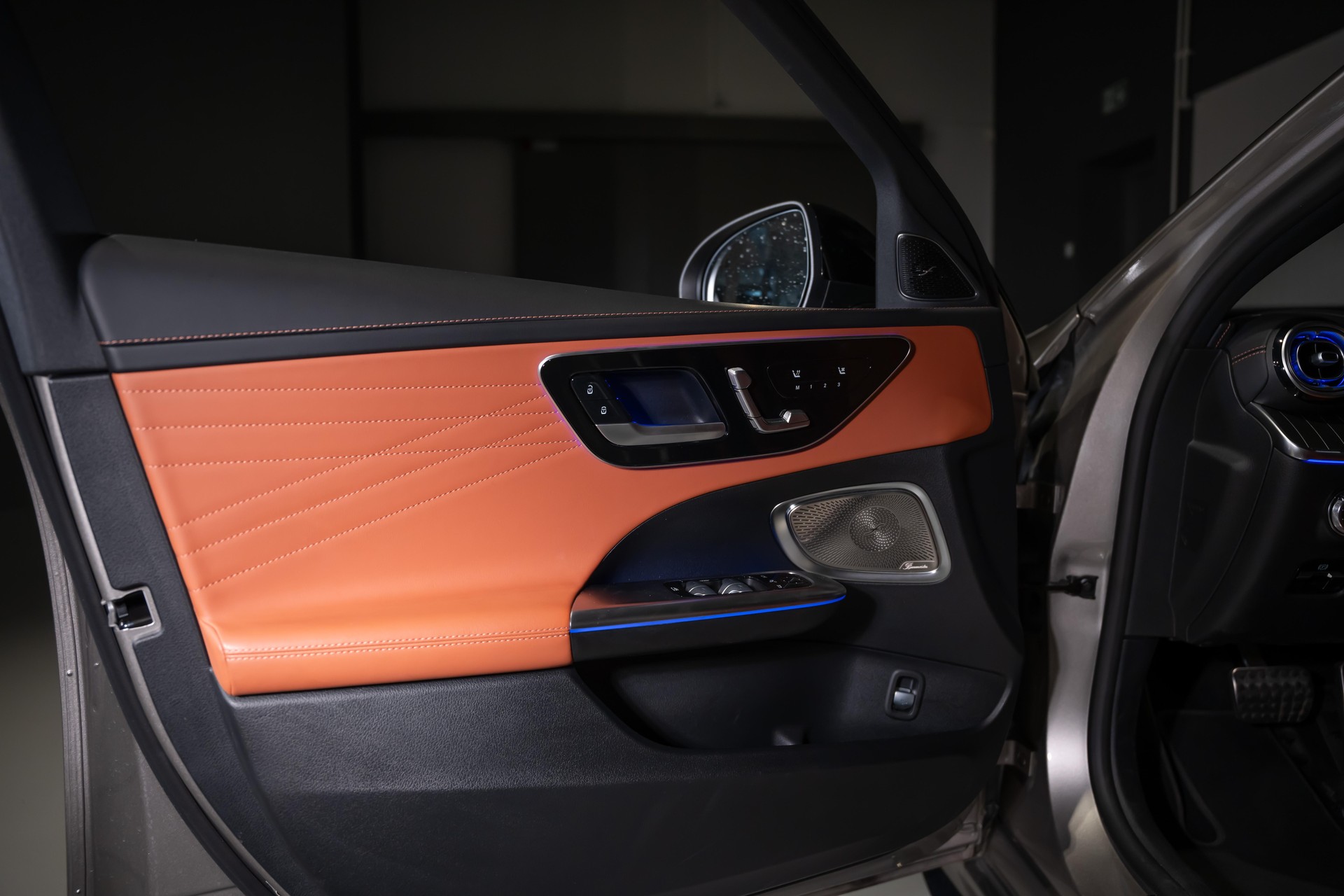 MERCEDES-BENZ C 43 AMG 4matic Kombi-image-18