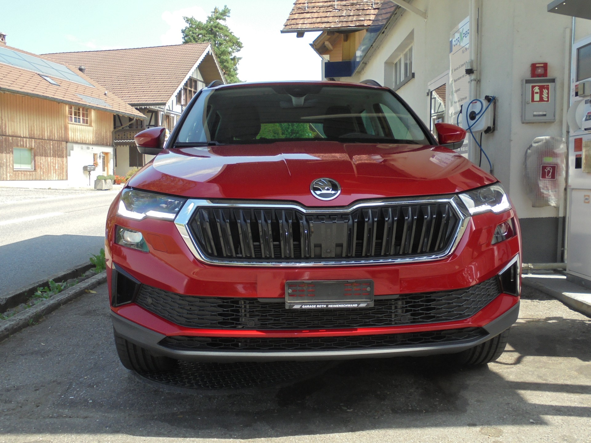 SKODA Karoq 2.0 TDI CR Style 4x4 DSG-image-1