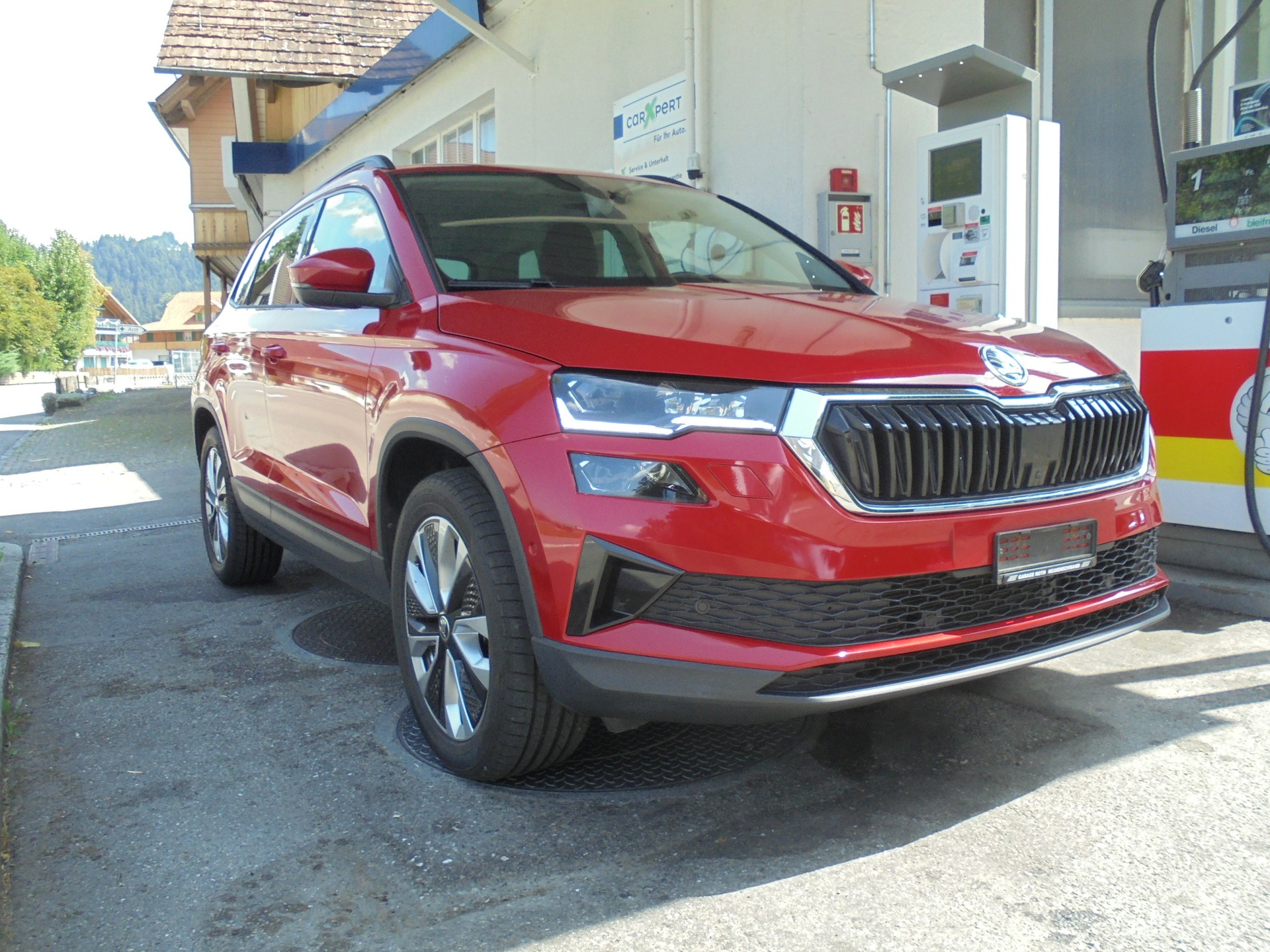 SKODA Karoq 2.0 TDI CR Style 4x4 DSG-image-0