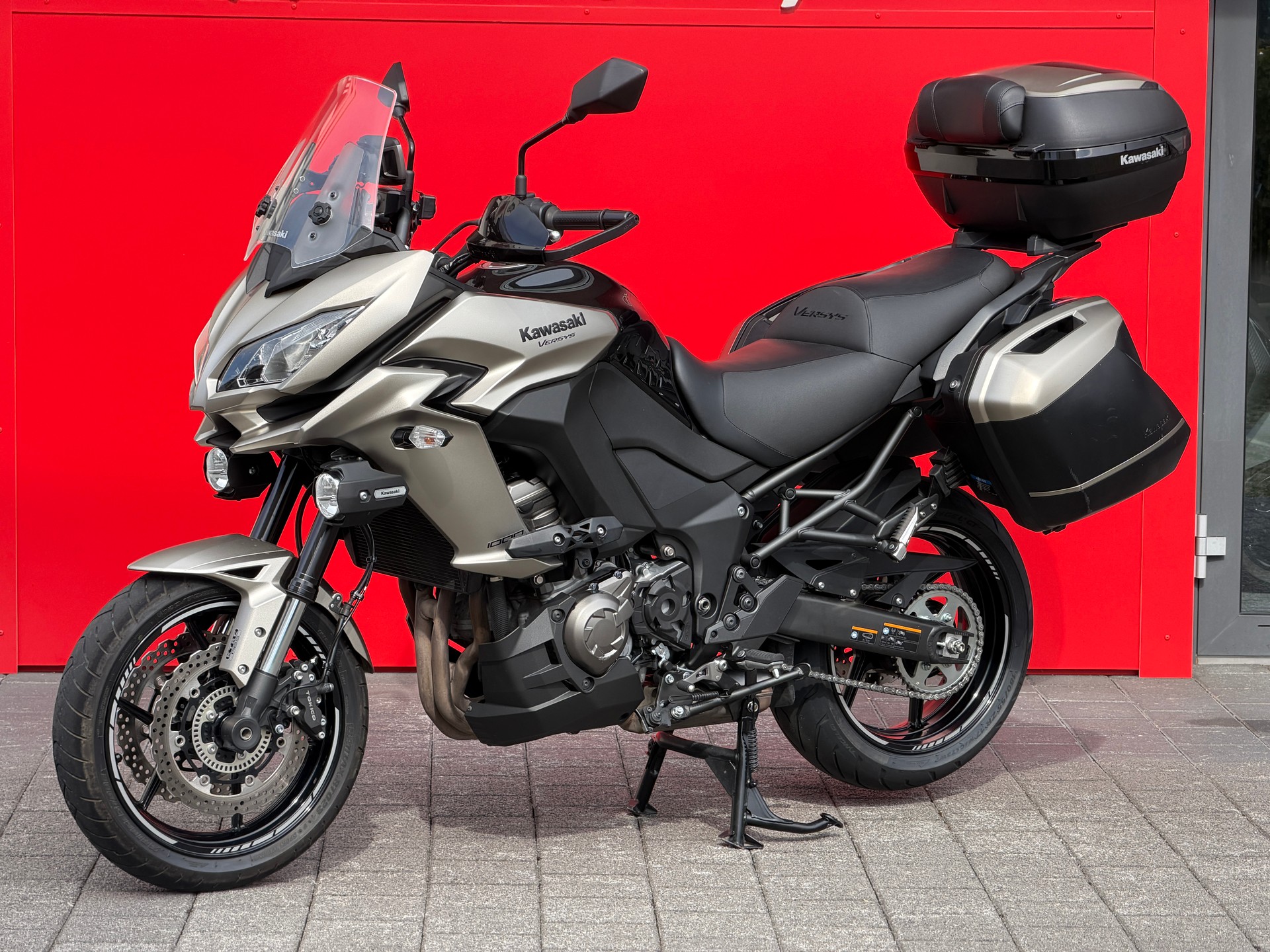 KAWASAKI Versys 1000 ABS Grand Tourer-showroom-element-3