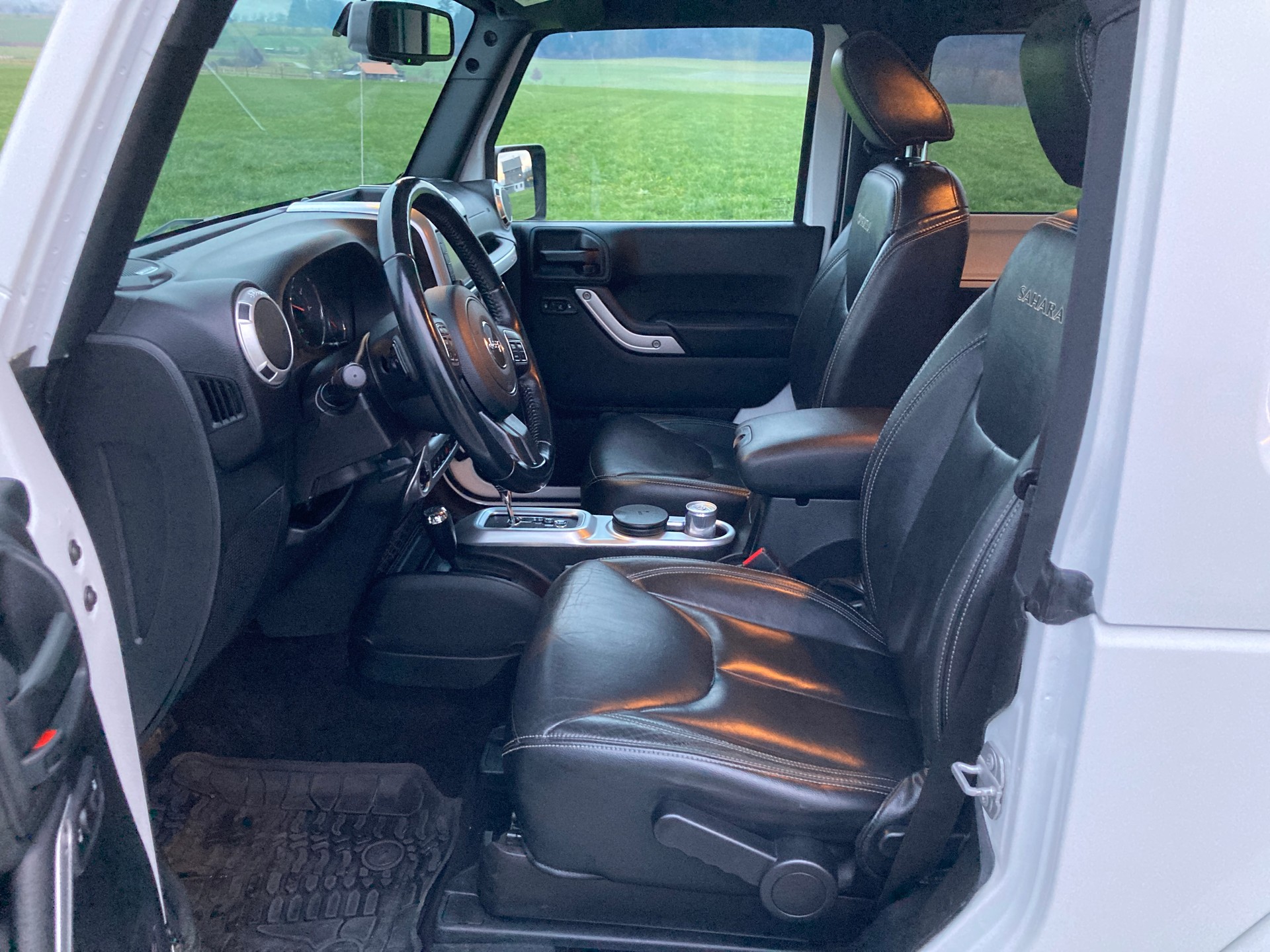 JEEP Wrangler 2.8 CRD Sahara Automatic hardtop mit Anhängerkupplung 2`800 KG-image-8