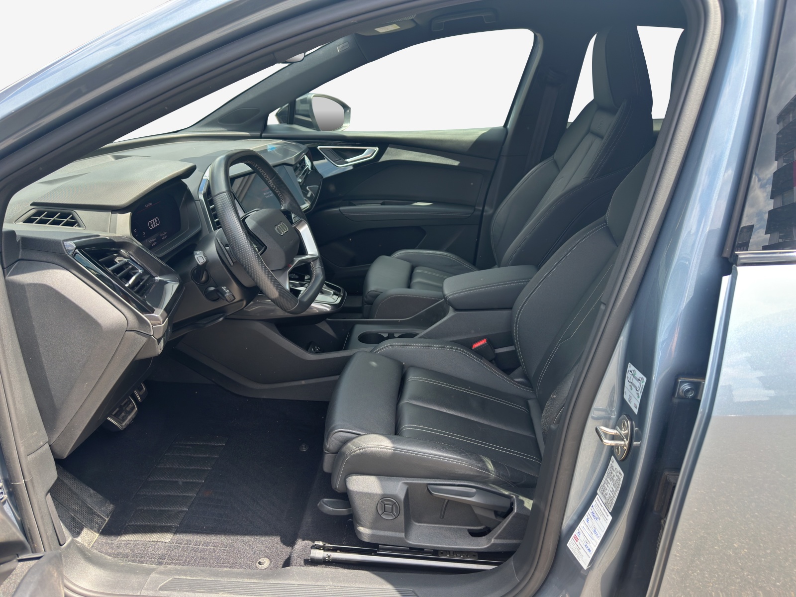 AUDI Q4 Sportback e-tron 50 quattro-image-10
