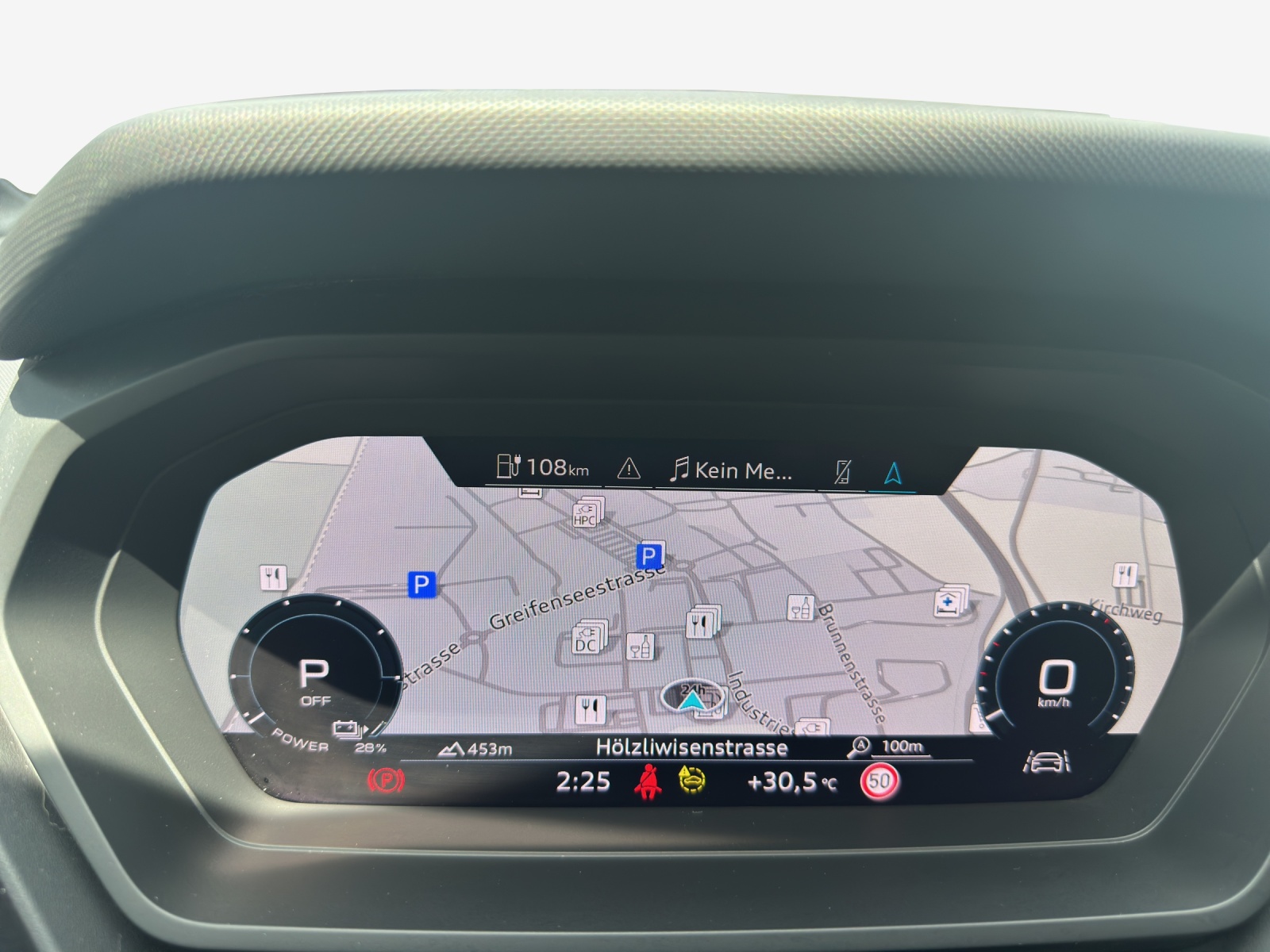 AUDI Q4 Sportback e-tron 50 quattro-image-17