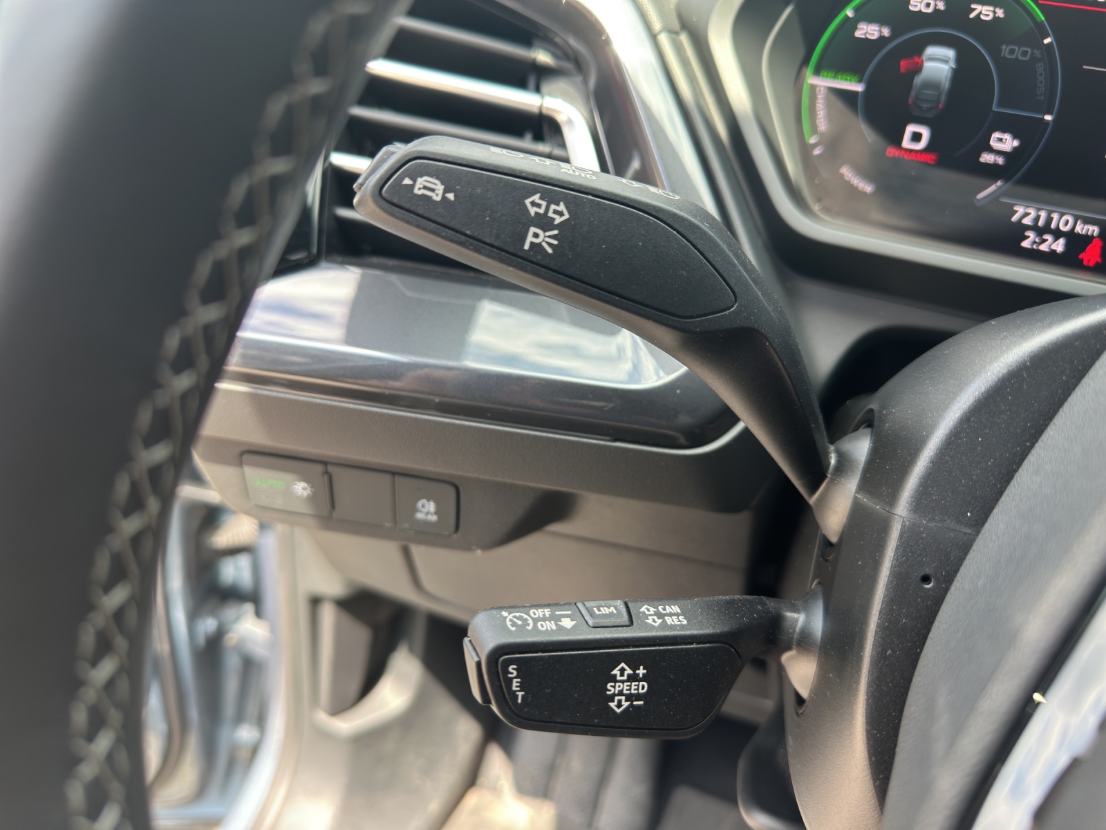 AUDI Q4 Sportback e-tron 50 quattro-image-14