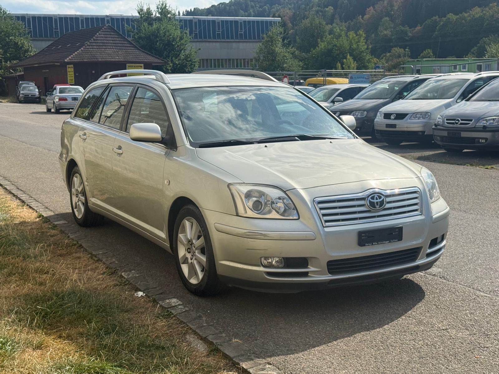 TOYOTA Avensis 2.4 D4 VVT-i Linea Sol Sportswagon T-Step5-image-5