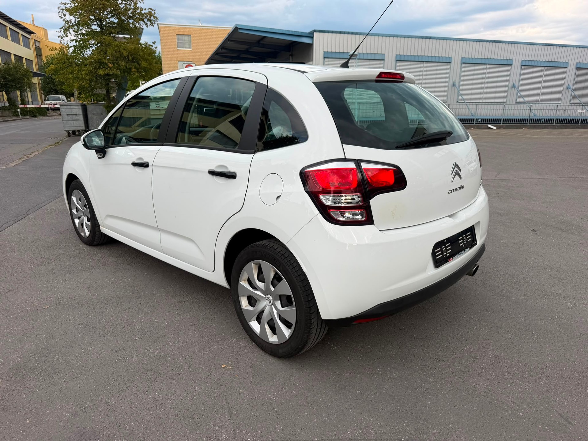 CITROEN C3 1.2i Exclusive-image-7