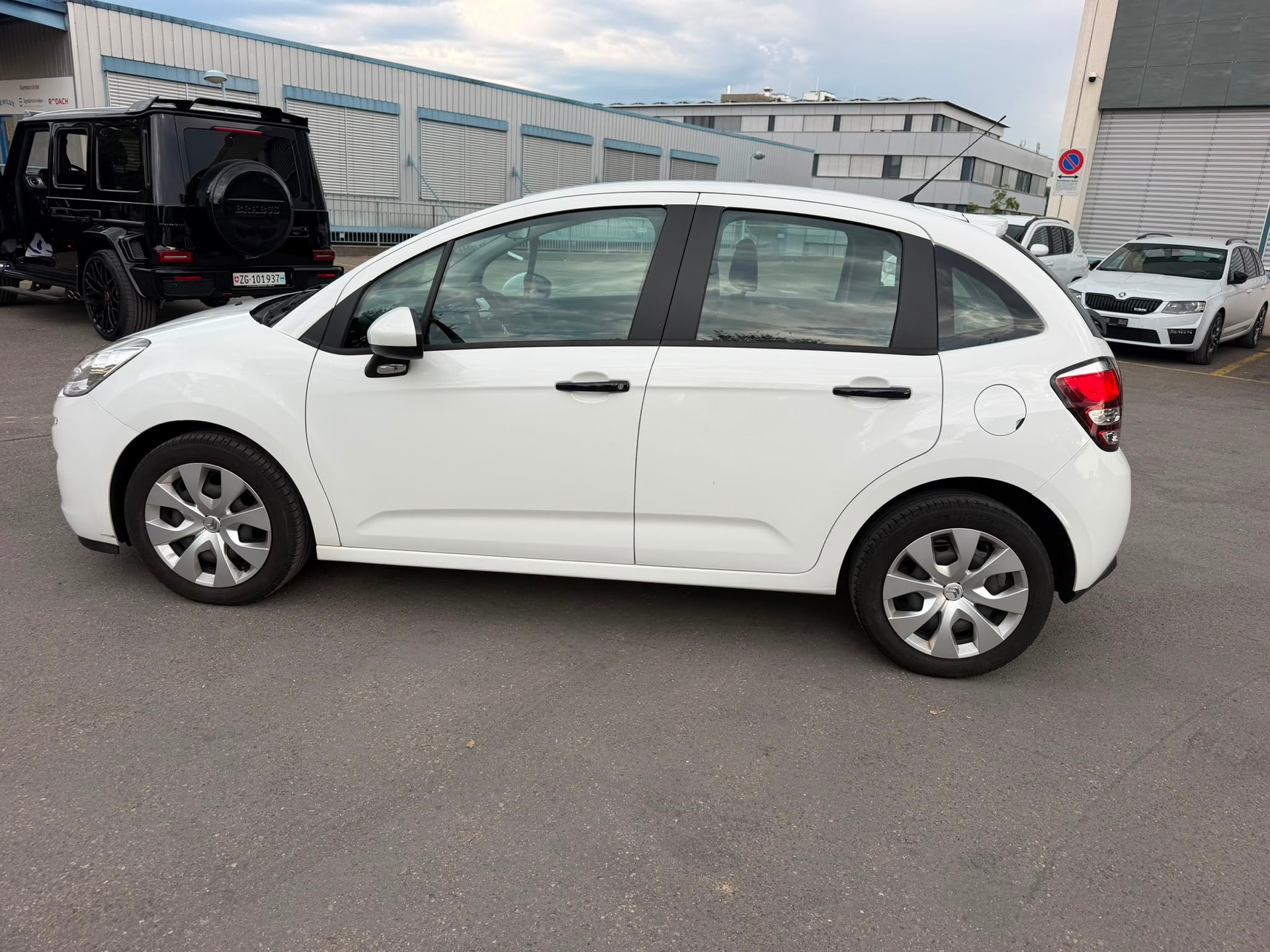 CITROEN C3 1.2i Exclusive-image-8