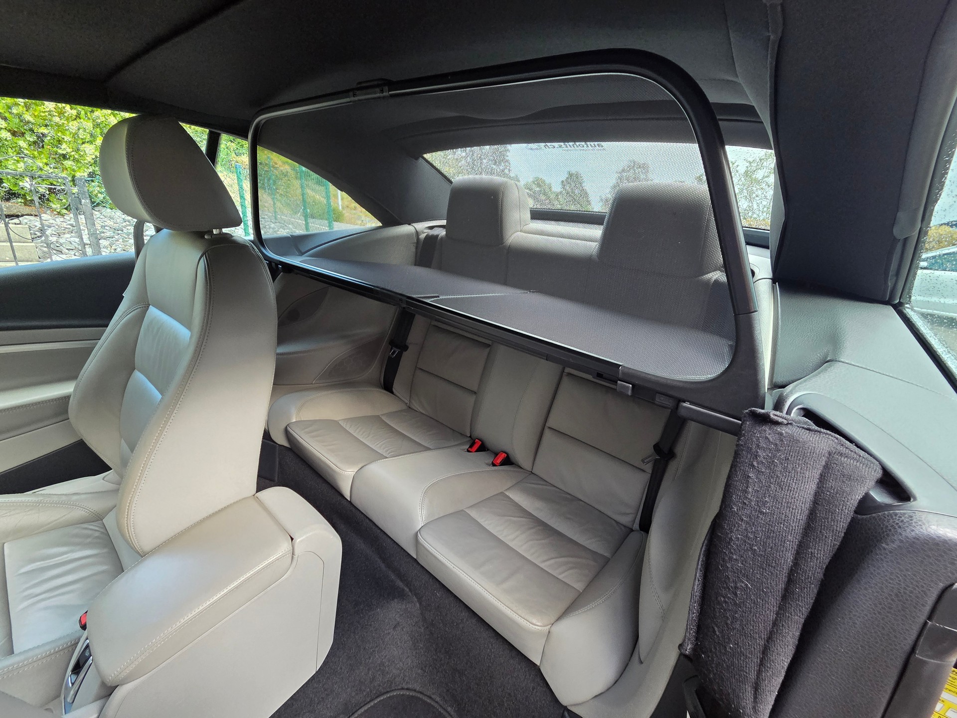 VW Eos 2.0 FSI Turbo-image-11