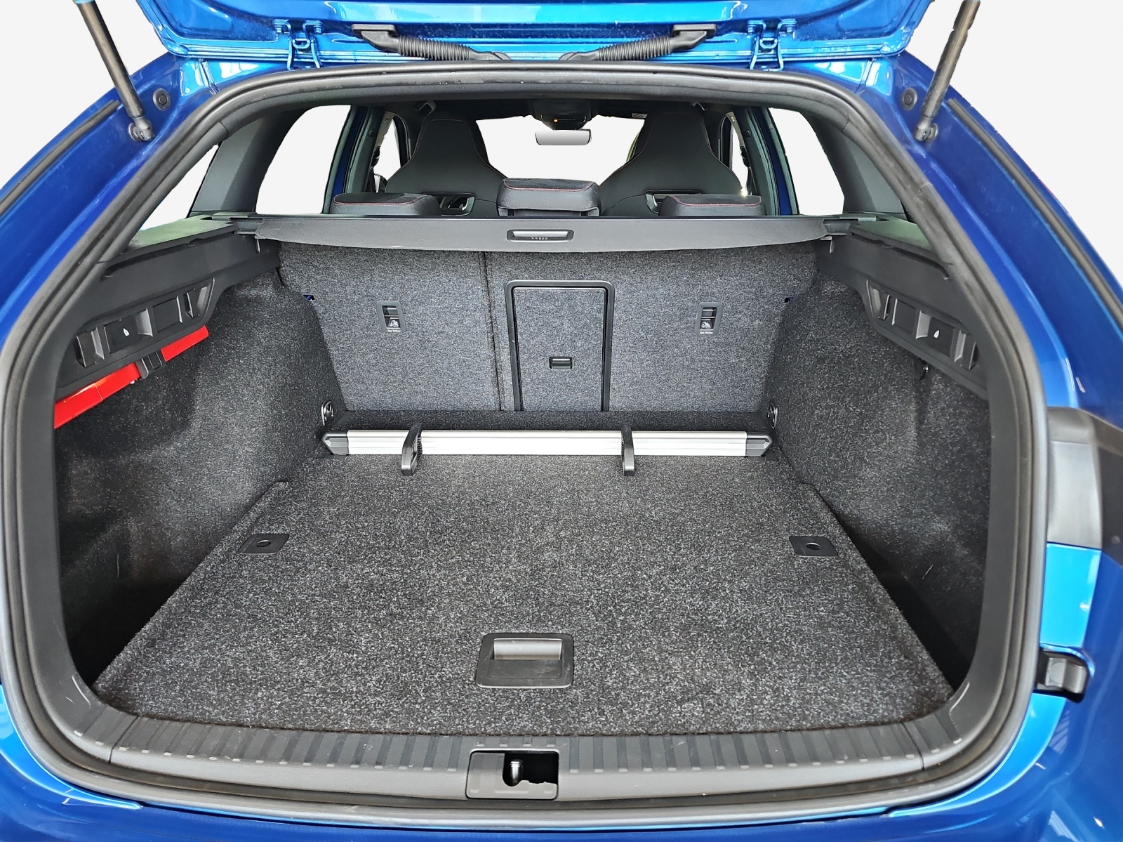 SKODA Octavia Combi 2.0 TDI DSG RS 4x4-image-12
