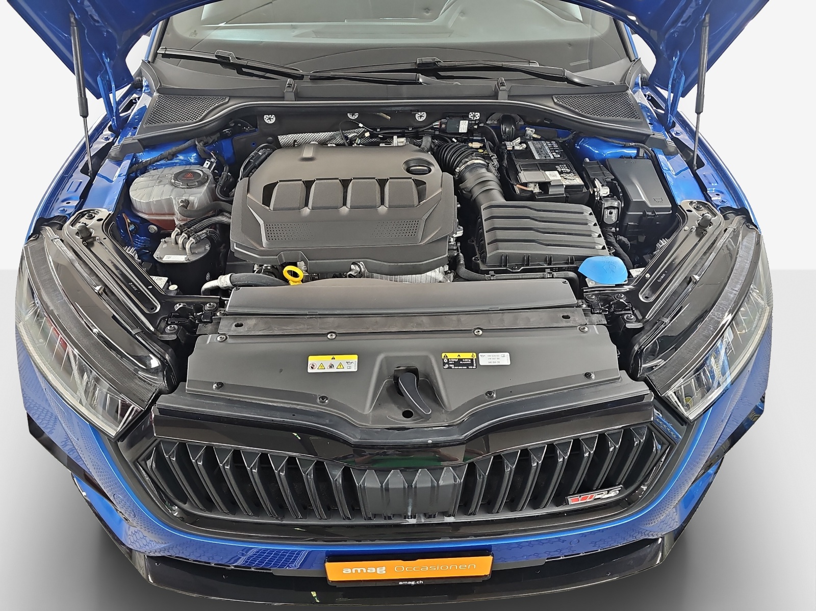 SKODA Octavia Combi 2.0 TDI DSG RS 4x4-image-15