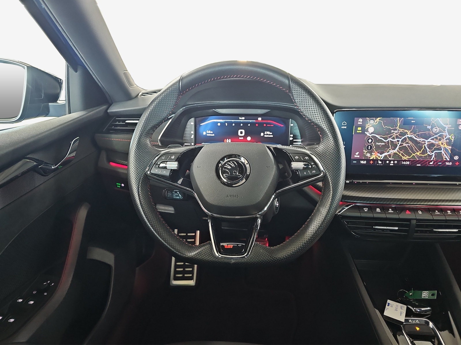 SKODA Octavia Combi 2.0 TDI DSG RS 4x4-image-9