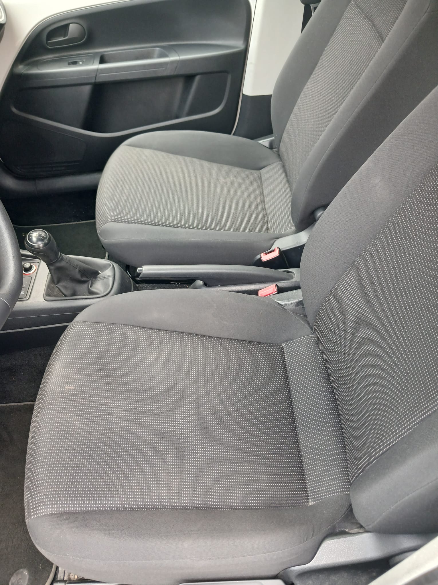 SKODA Yeti 2.0 TDI Active Outdoor 4x4-image-12