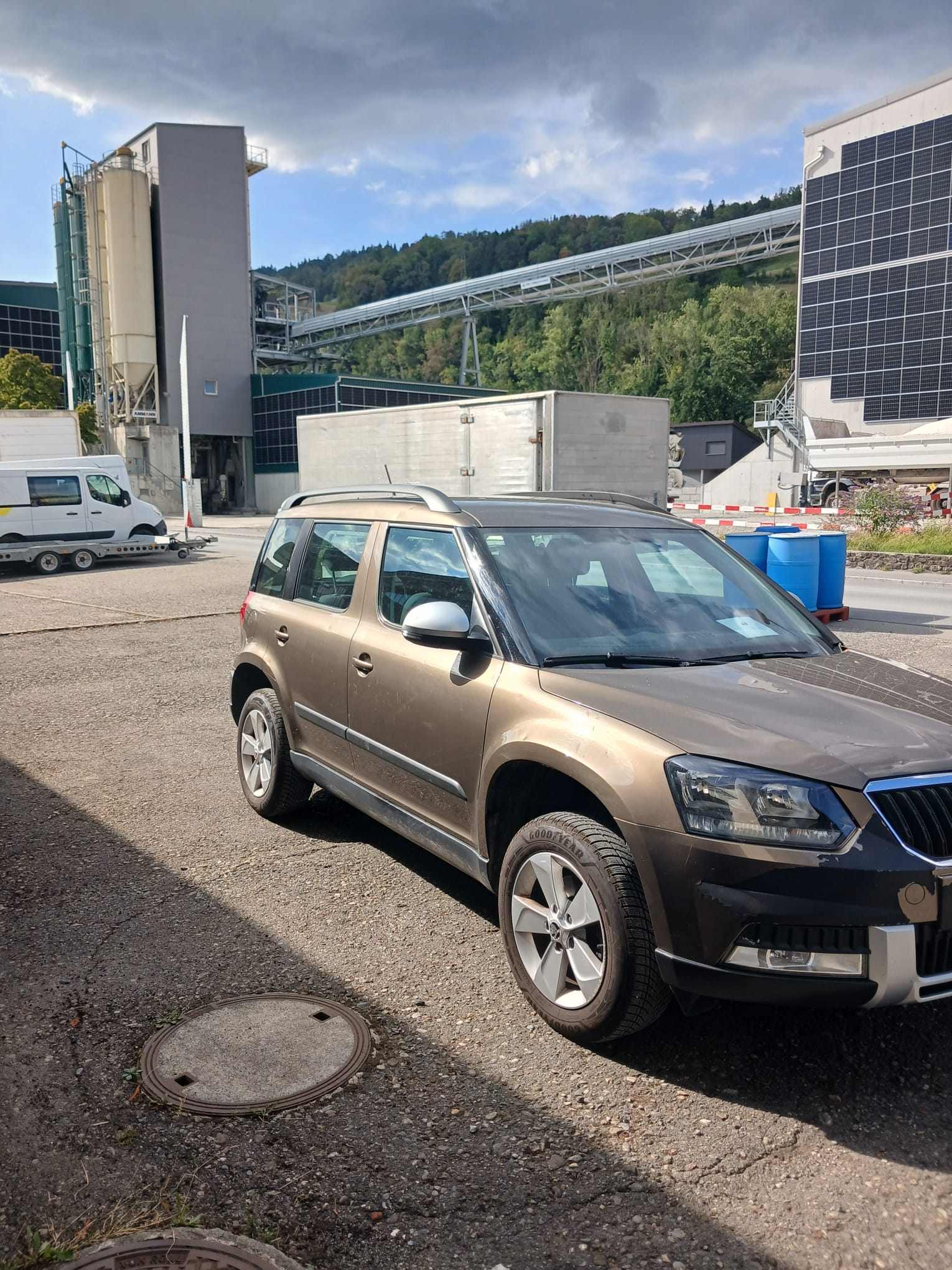 SKODA Yeti 2.0 TDI Active Outdoor 4x4-image-1