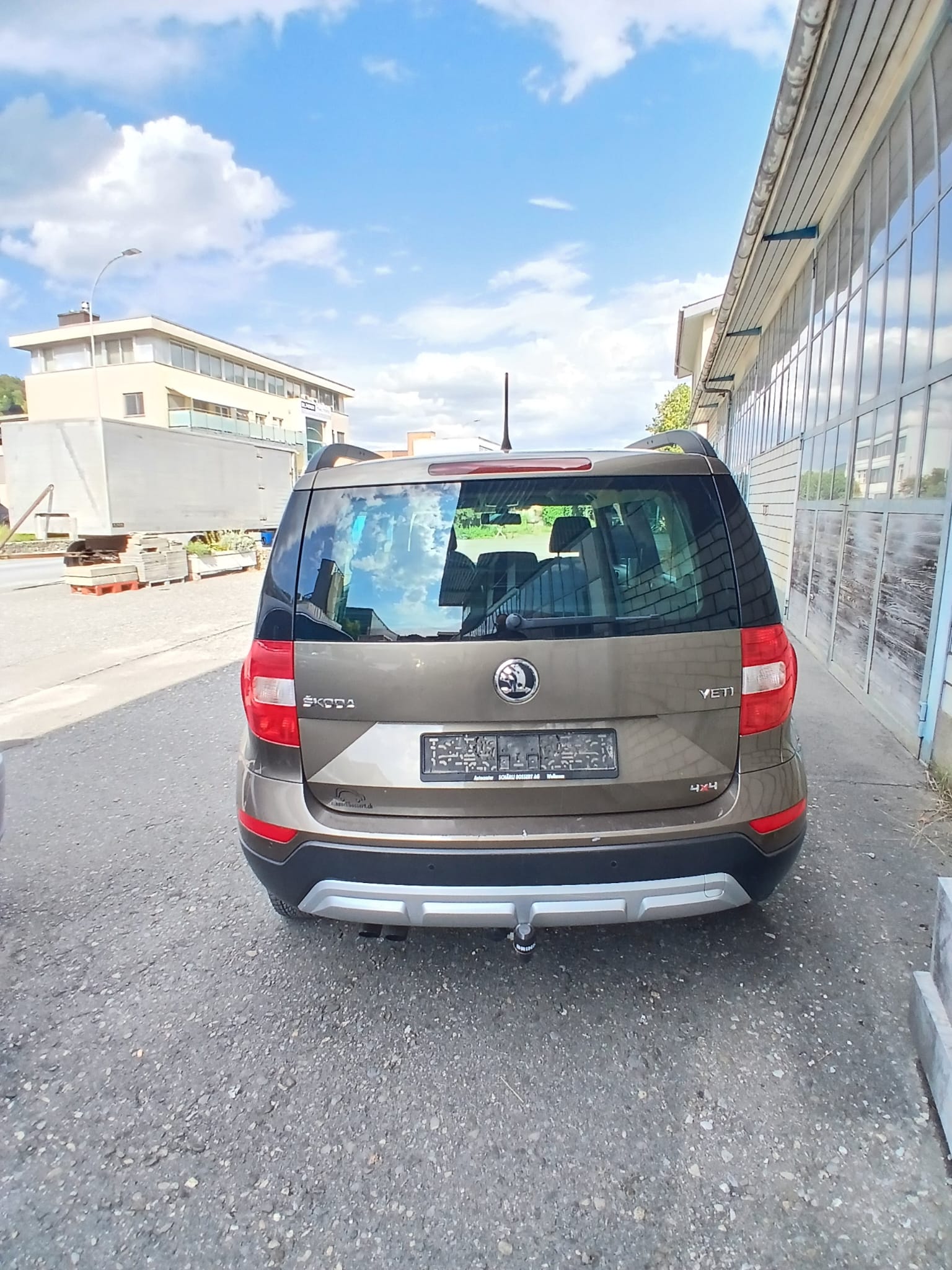 SKODA Yeti 2.0 TDI Active Outdoor 4x4-image-3