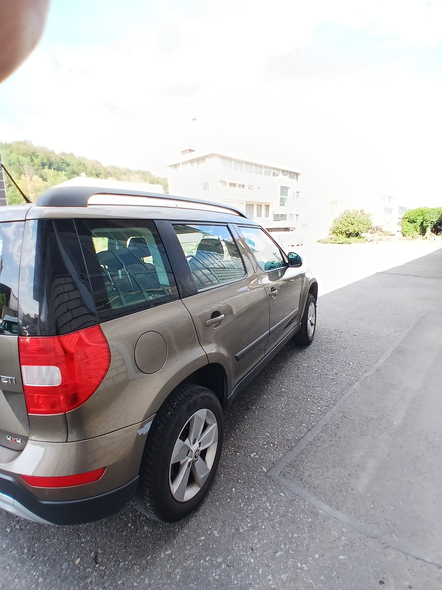 SKODA Yeti 2.0 TDI Active Outdoor 4x4-image-5