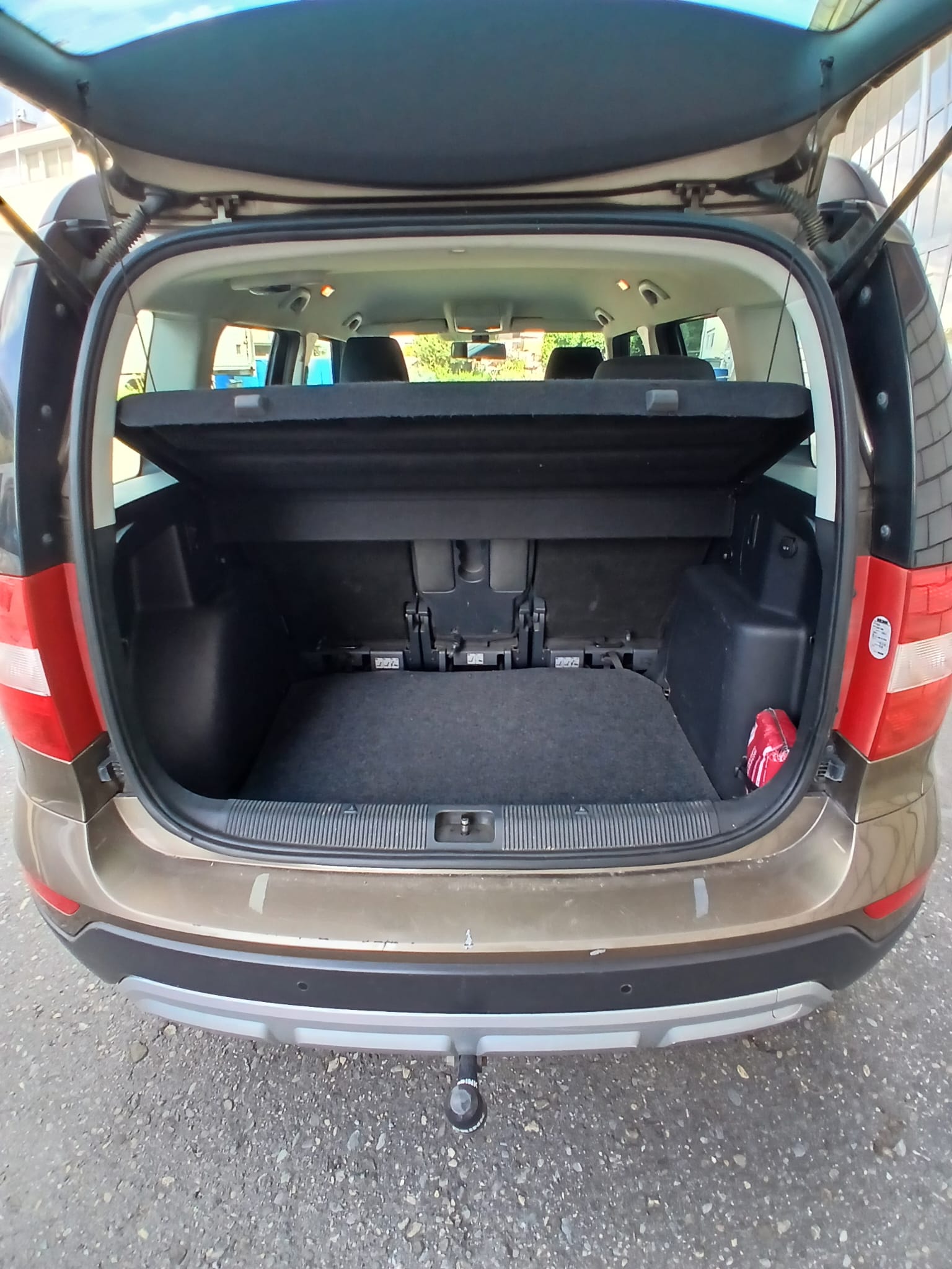 SKODA Yeti 2.0 TDI Active Outdoor 4x4-image-13