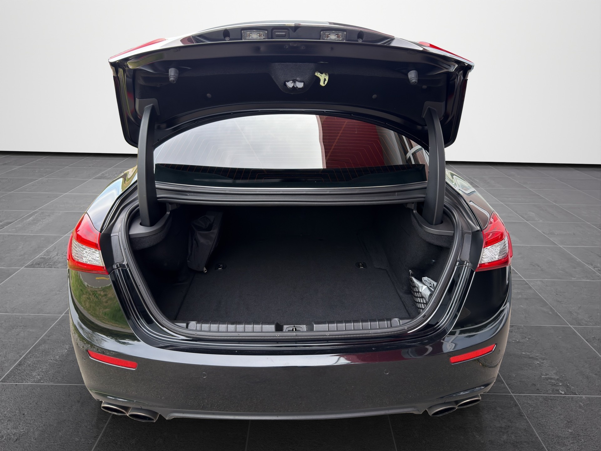 MASERATI Ghibli 3.0 V6 Automatica-image-12