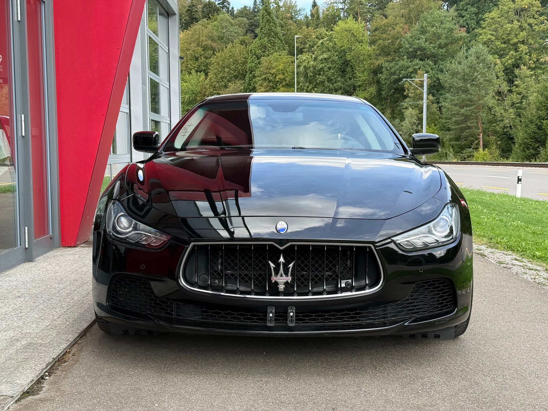 MASERATI Ghibli 3.0 V6 Automatica-showroom-element-3