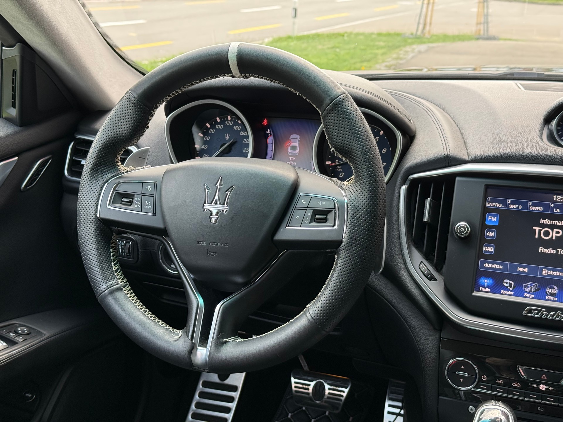 MASERATI Ghibli 3.0 V6 Automatica-image-6