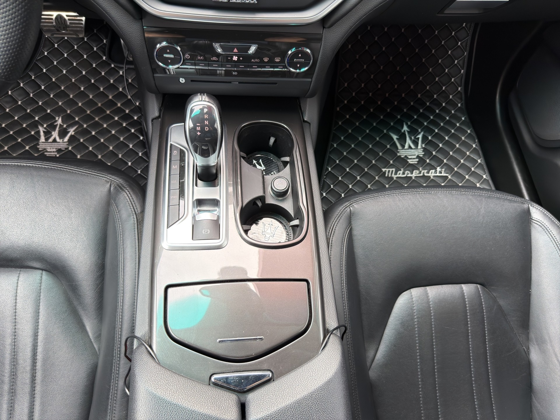 MASERATI Ghibli 3.0 V6 Automatica-image-10