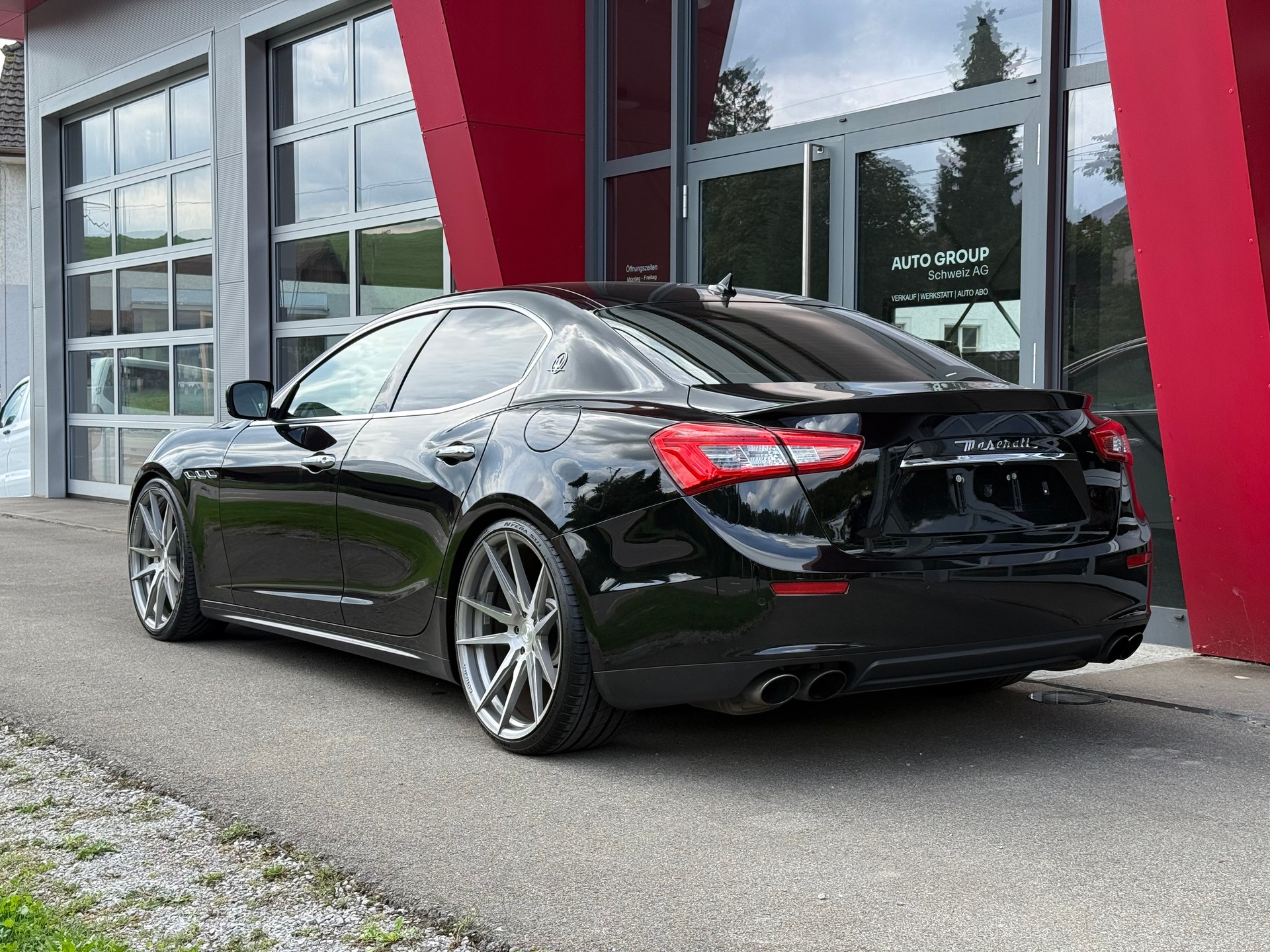MASERATI Ghibli 3.0 V6 Automatica-showroom-element-2