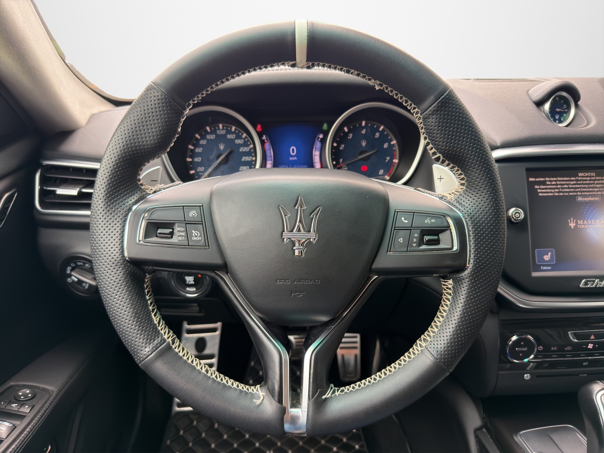 MASERATI Ghibli 3.0 V6 Automatica-image-7