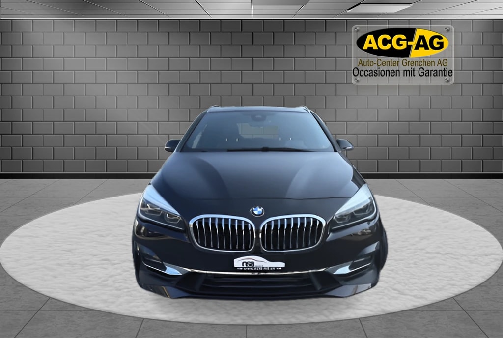 BMW 220d xDrive Active Tourer Steptronic Luxury Line ** Voll-Leder ** Gr-Navi ** RF-Kamera ** Panorama-Glass ** H.Up Display **-image-1