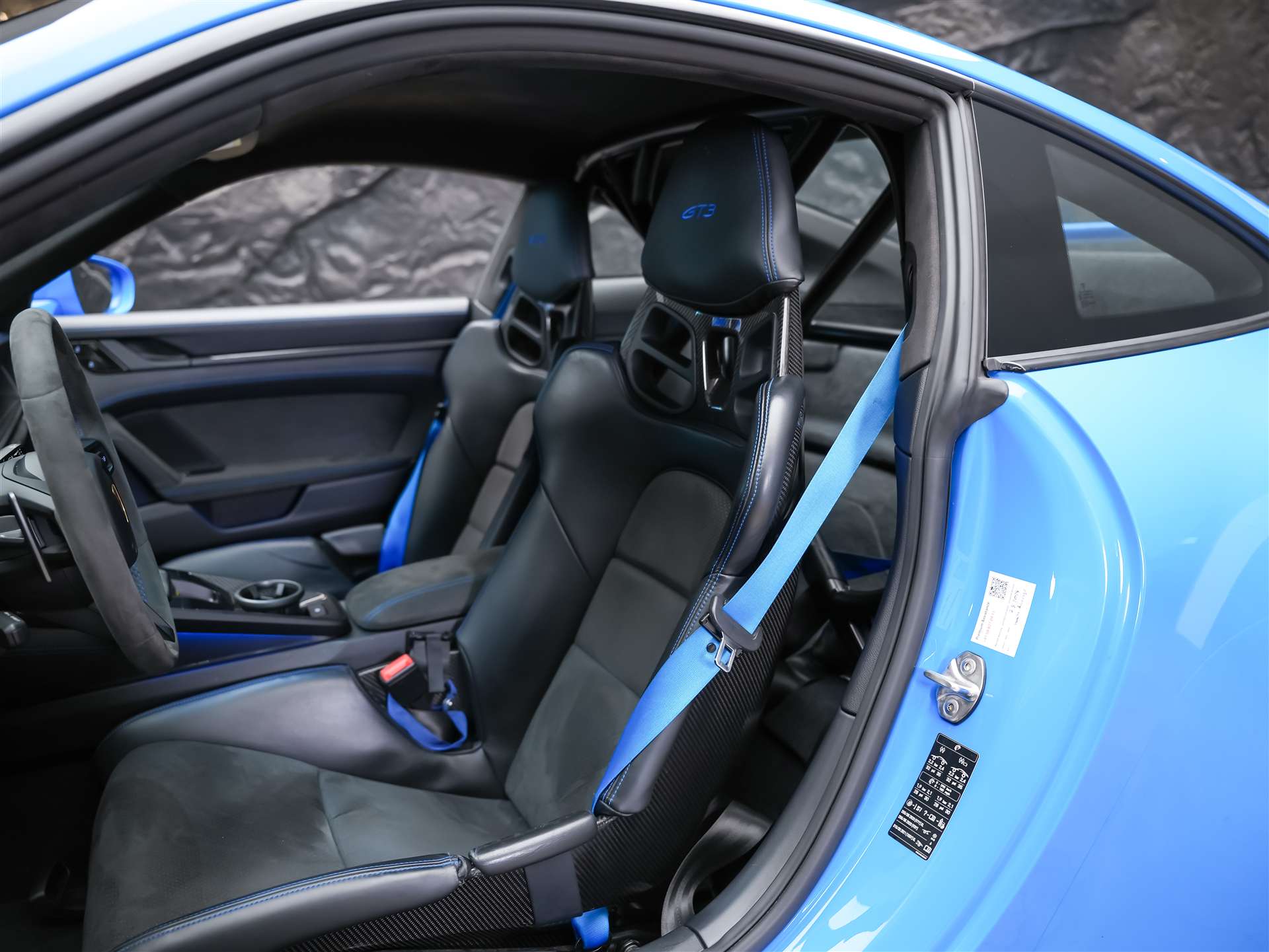 PORSCHE 911 Coupé 4.0 GT3 PDK *CH Auto*Approved*Keramik*Lift*Schalensitze*-image-8