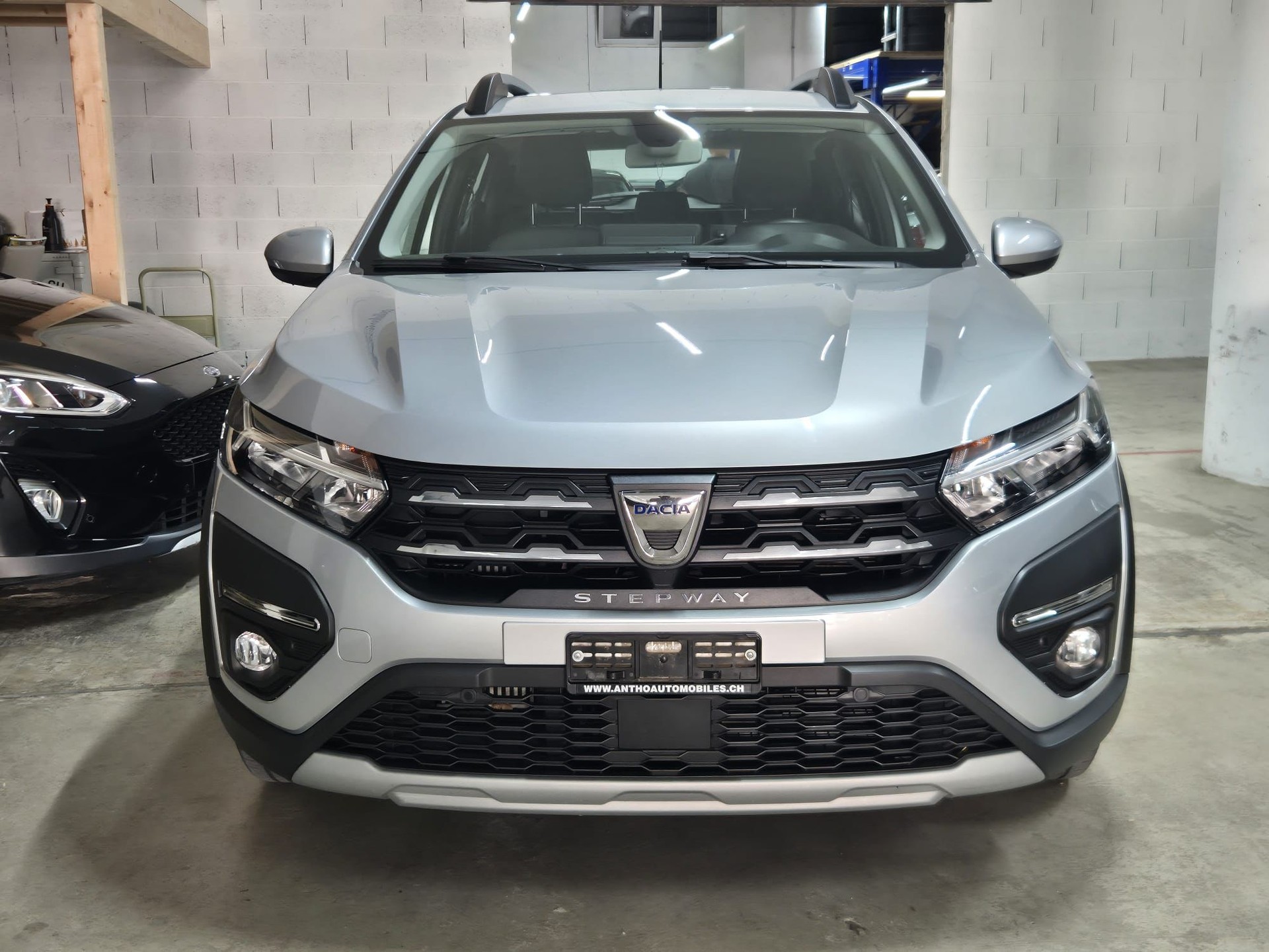 DACIA Sandero Stepway TCe 90 Comfort-image-1