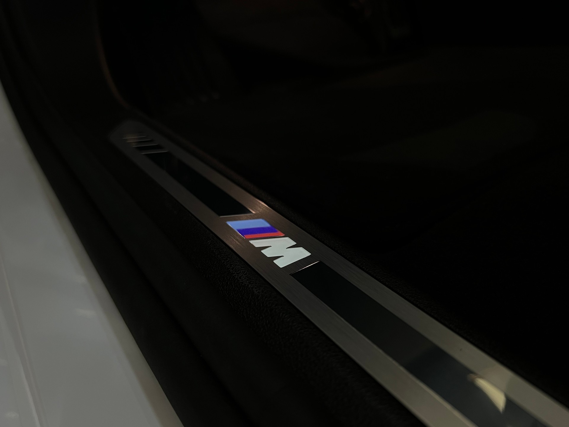 BMW X6 xDrive 48V 30d M Sport Pro Steptronic *Gratis Service bis 100'000Km* *Werksgarantie*-image-21
