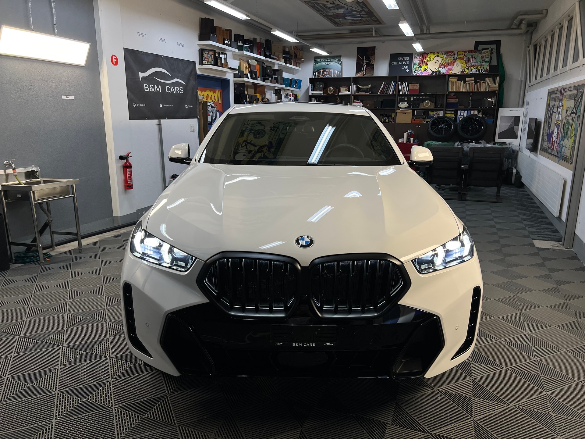 BMW X6 xDrive 48V 30d M Sport Pro Steptronic *Gratis Service bis 100'000Km* *Werksgarantie*-showroom-element-1