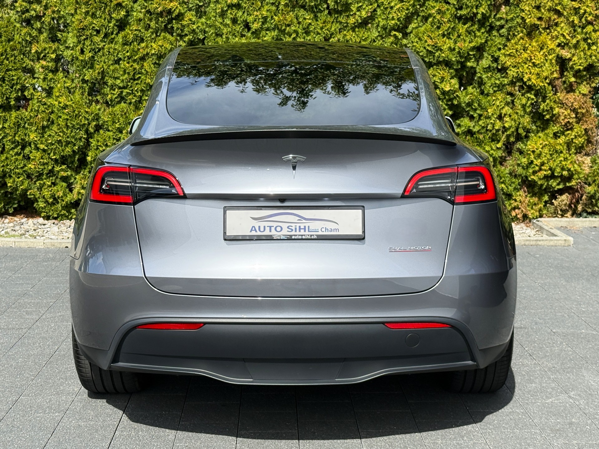 TESLA Model Y Performance / Werksgarantie / 1.Hand-image-12