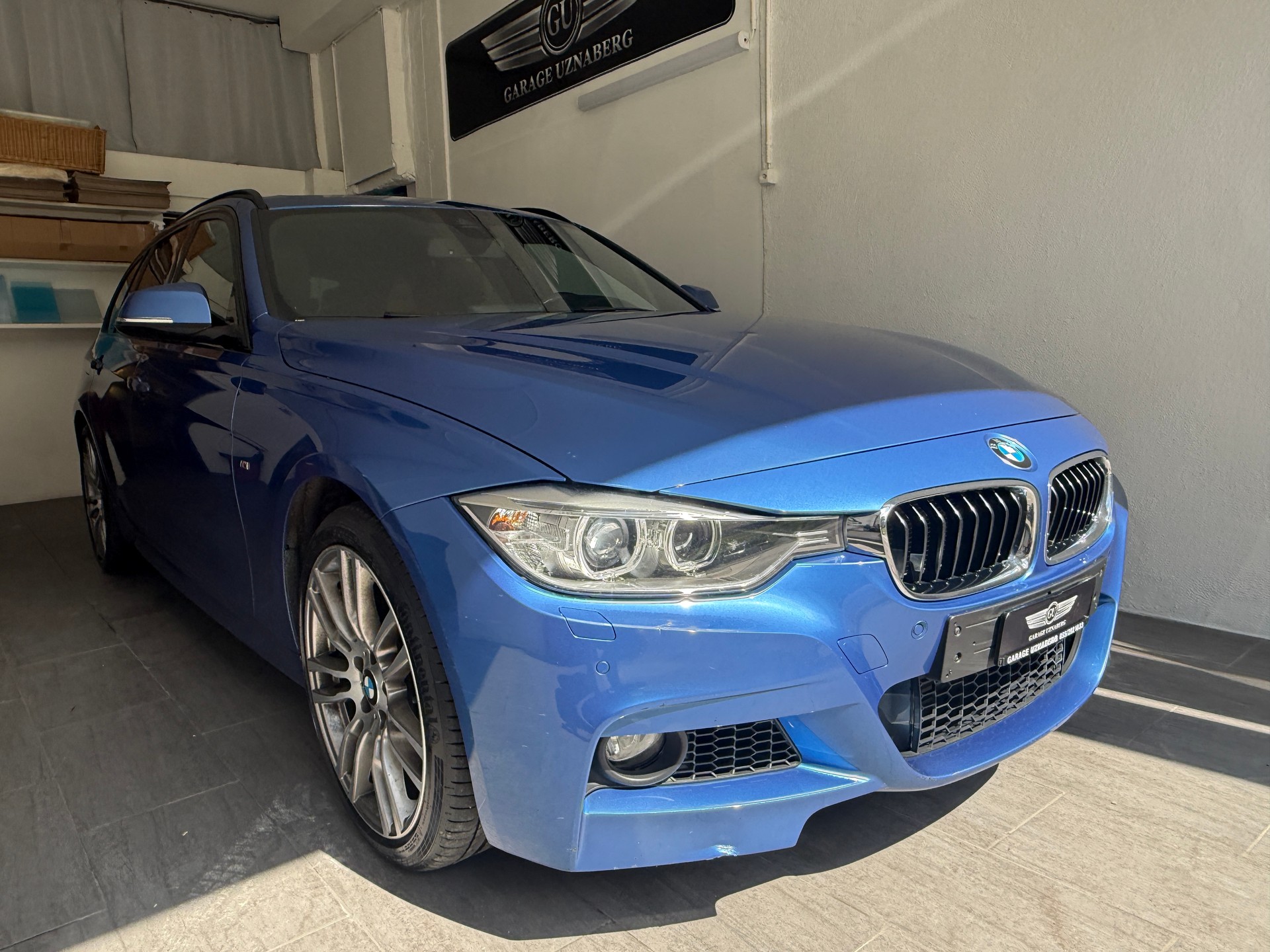 BMW 335i xDrive Touring Edition M Sport Steptronic Ab 310.- pro Monat M Paket Panoramadach-image-6