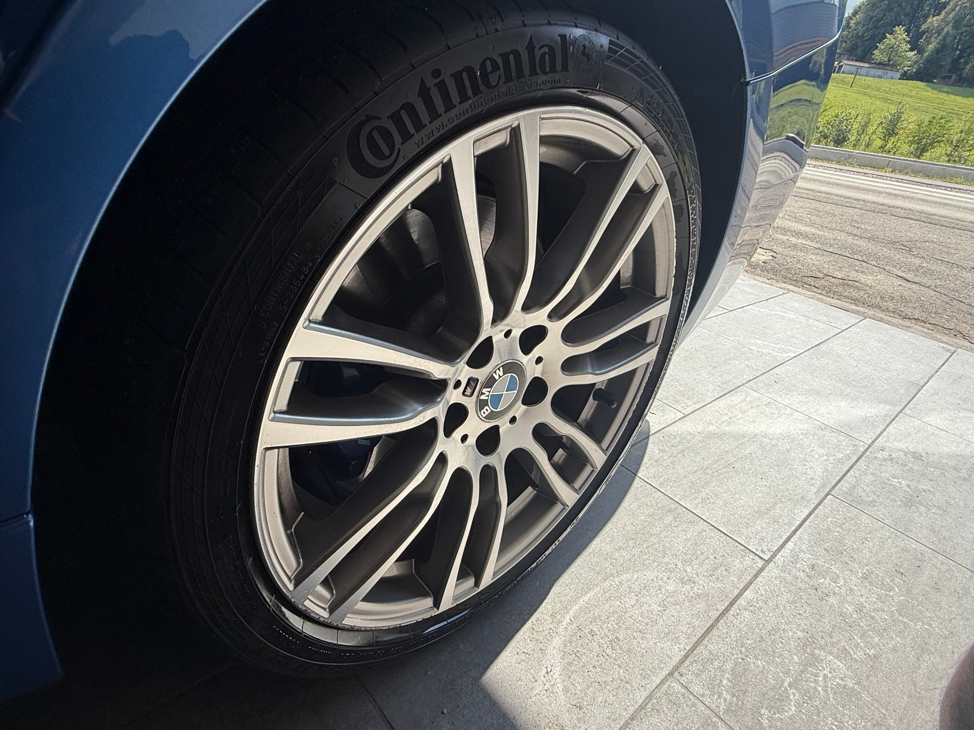 BMW 335i xDrive Touring Edition M Sport Steptronic Ab 310.- pro Monat M Paket Panoramadach-image-20