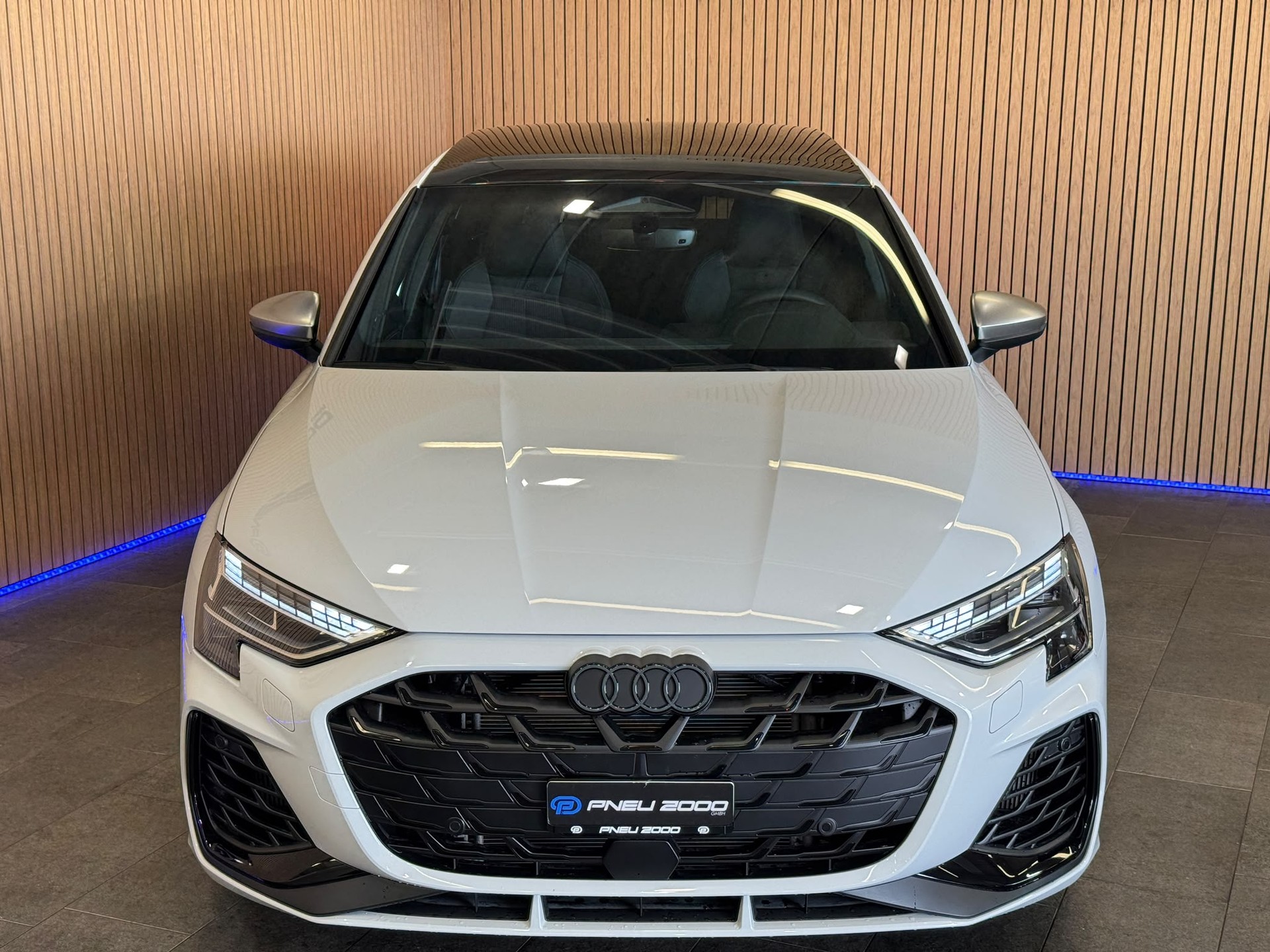 AUDI S3 Sportback-image-1