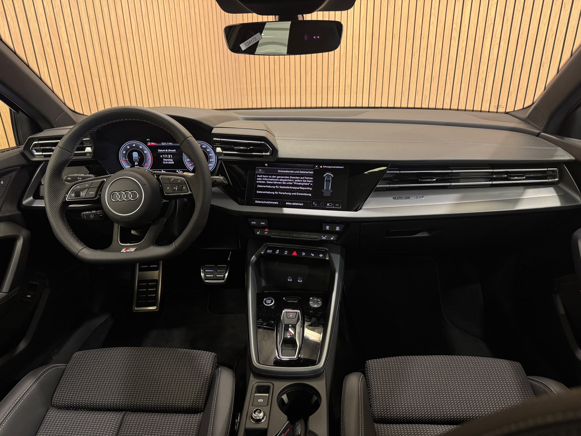 AUDI S3 Sportback-image-10