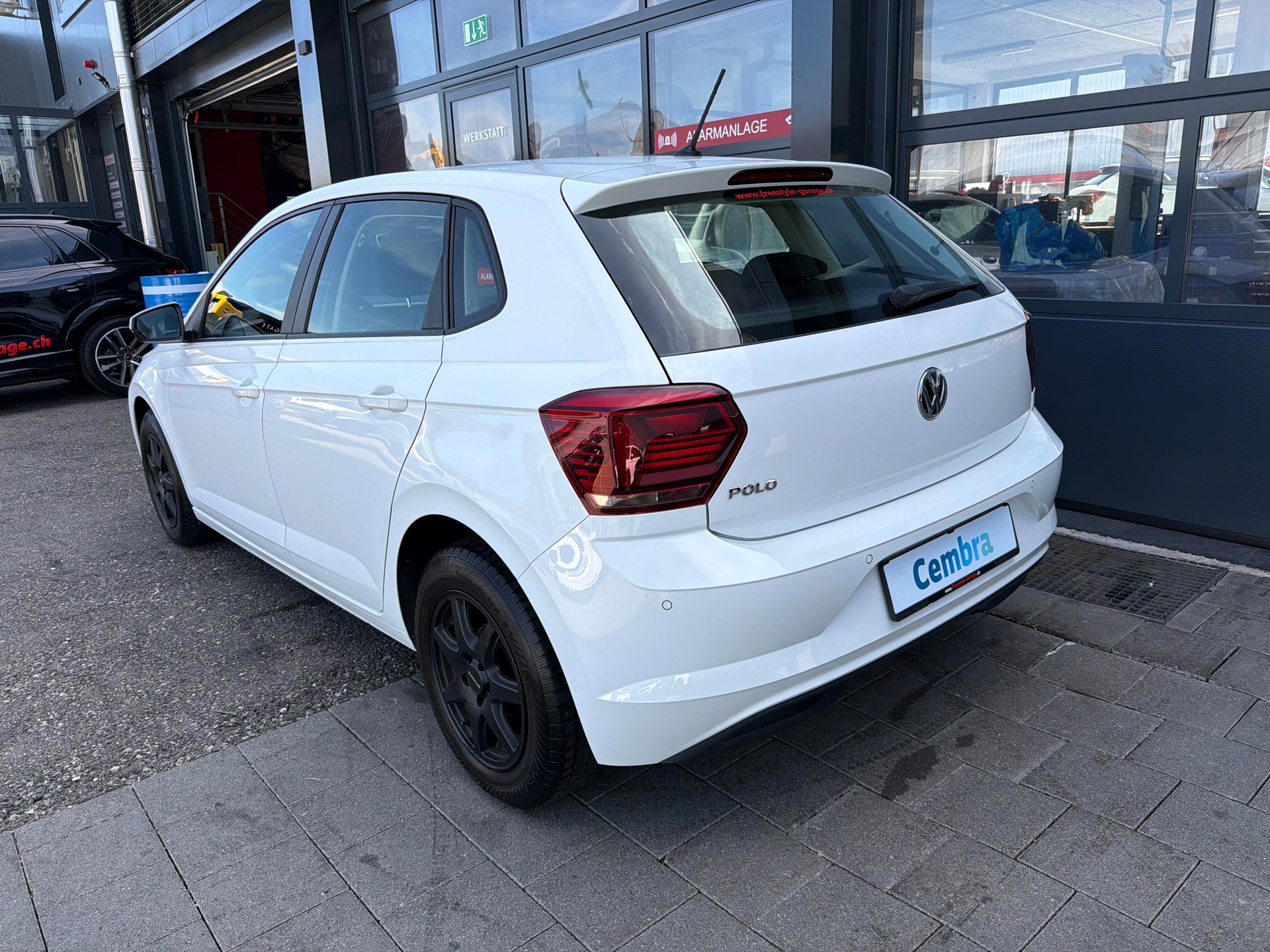 VW Polo 1.0 BMT Trendline-showroom-element-3