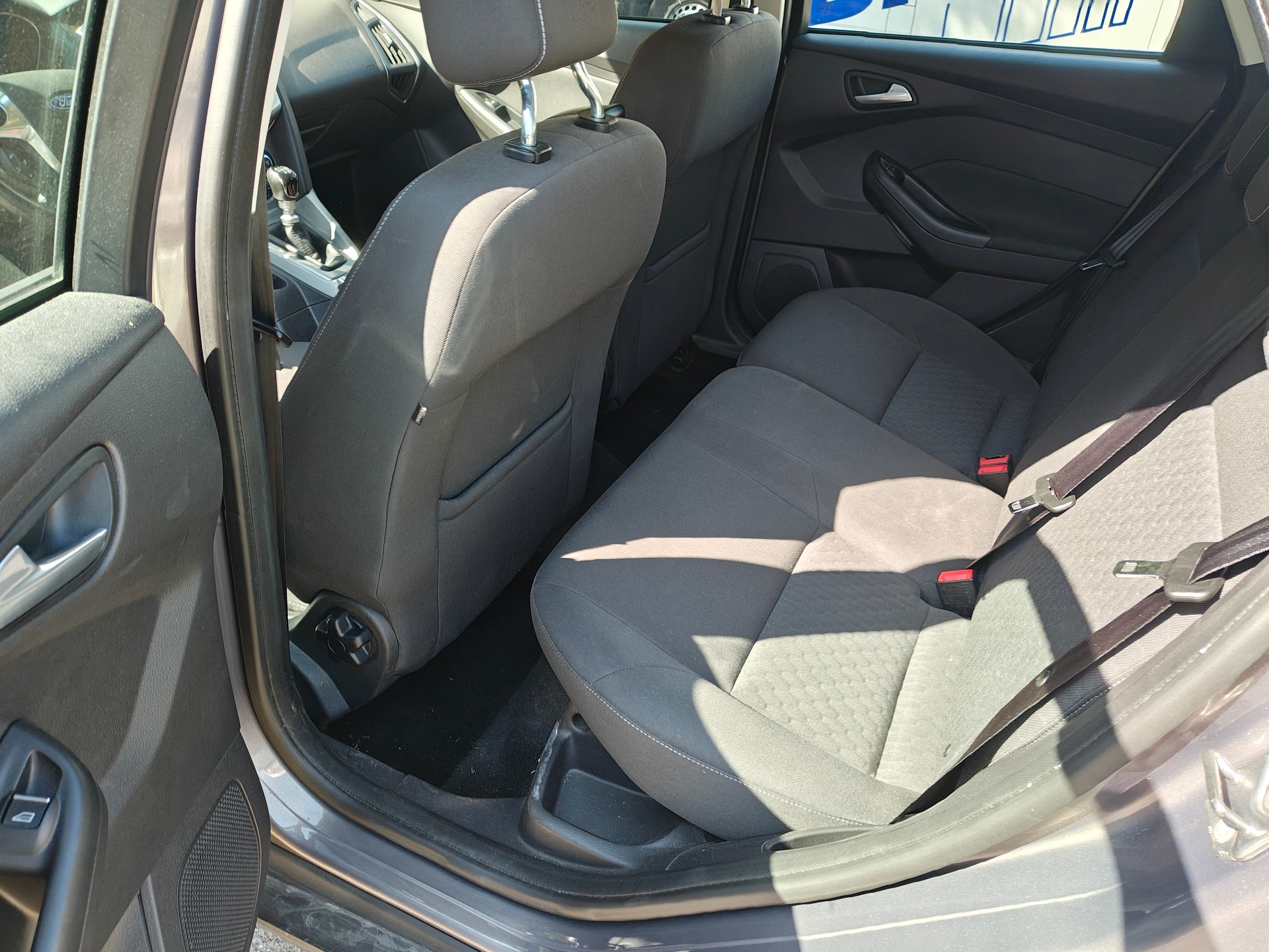FORD Focus 1.0 SCTi Trend-image-7
